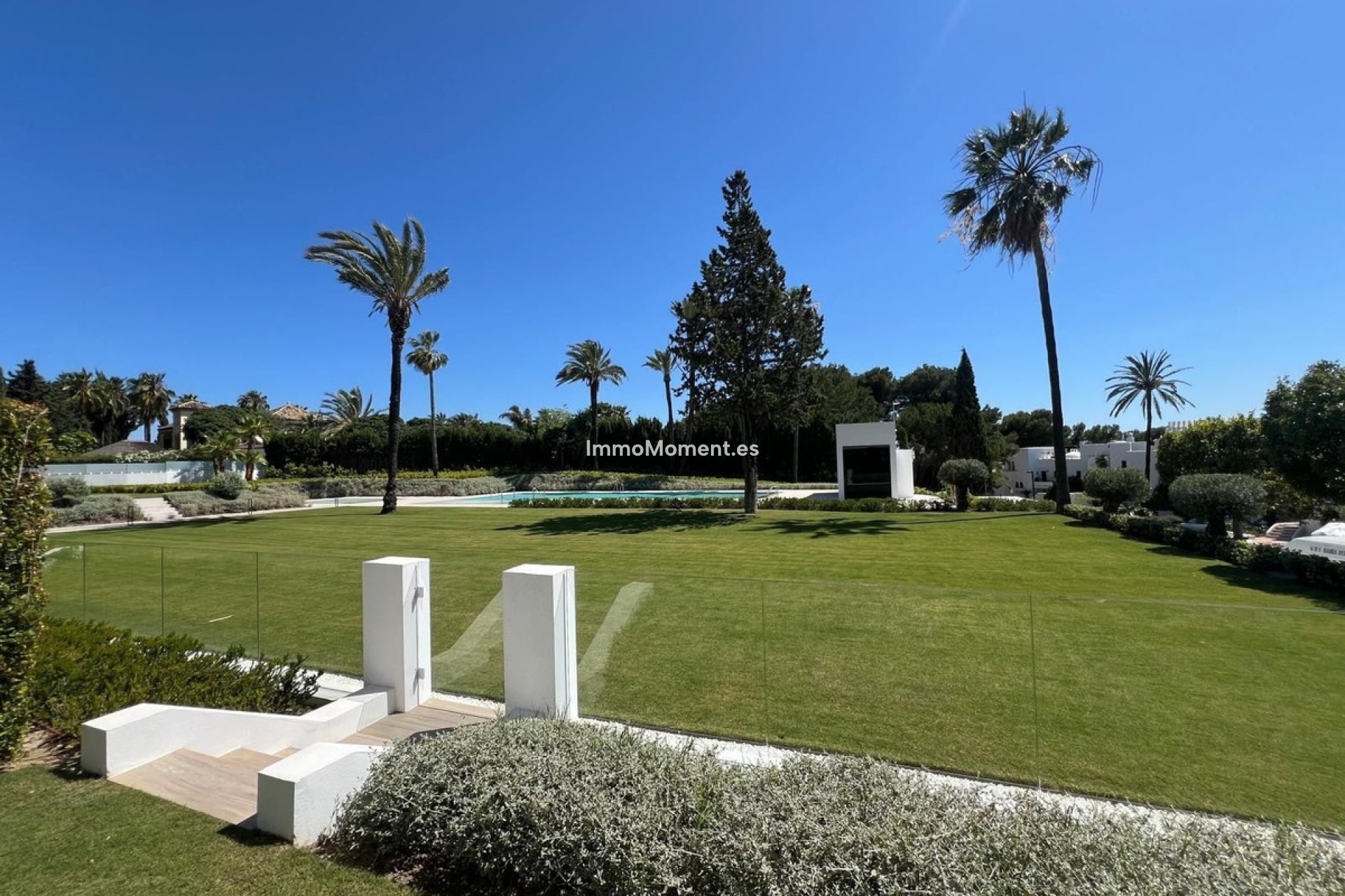 Wiederverkauf - Freistehende Villa - Marbella - Nueva Andalucía