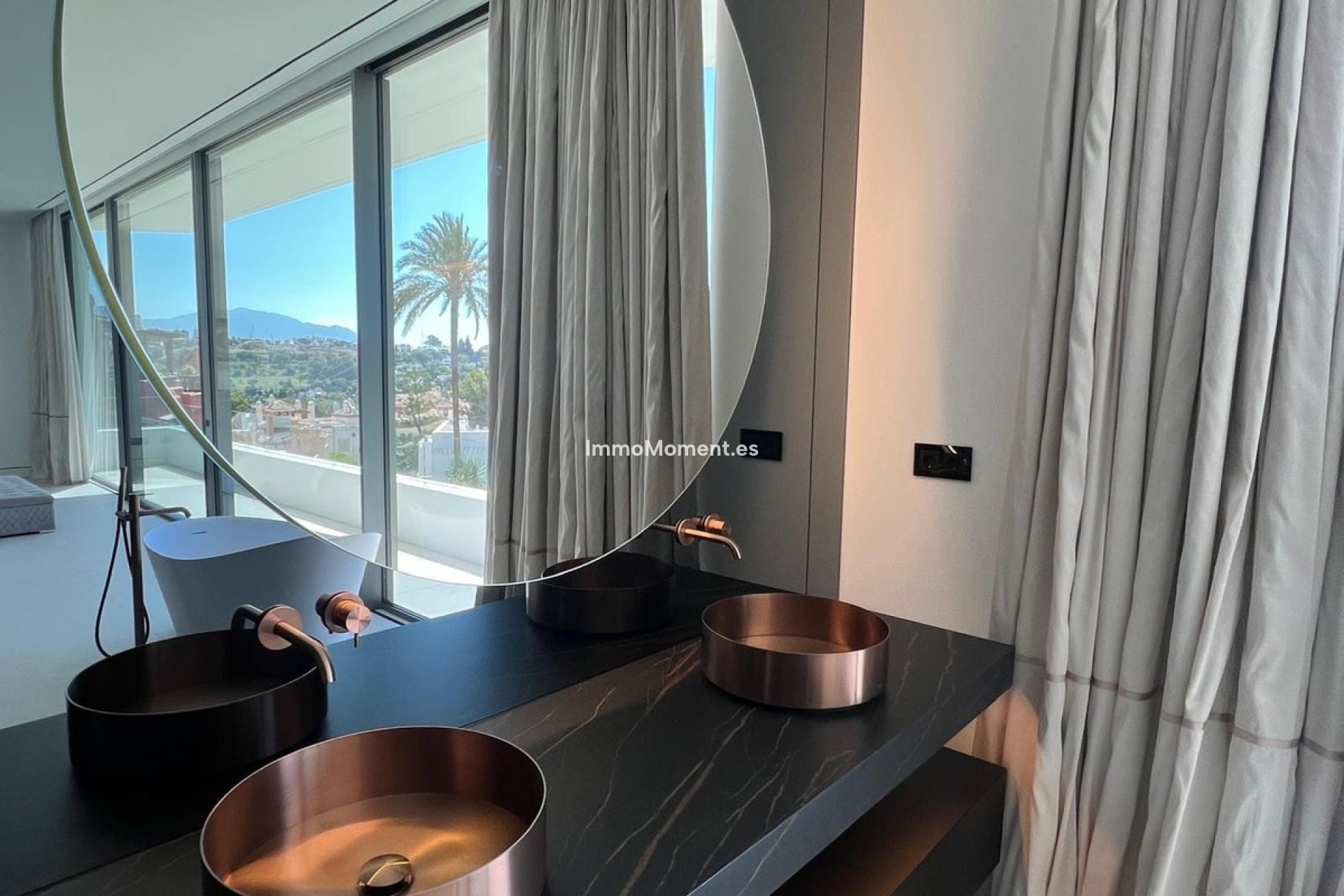 Wiederverkauf - Freistehende Villa - Marbella - Nueva Andalucía