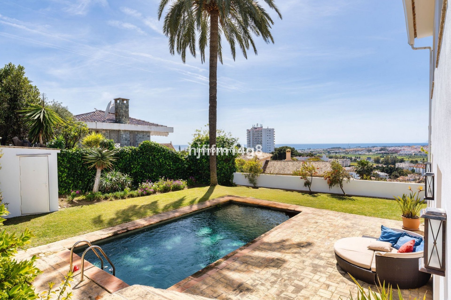 Wiederverkauf - Freistehende Villa - Marbella - Nueva Andalucía
