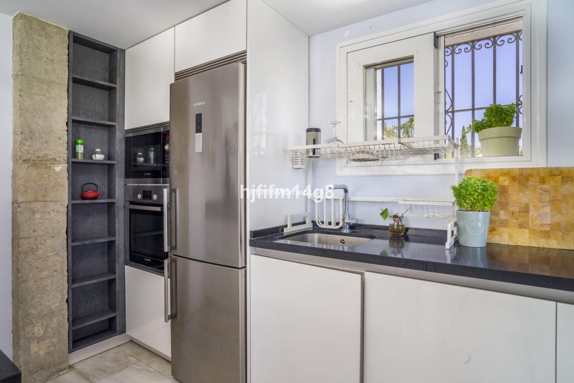 Wiederverkauf - Freistehende Villa - Marbella - Nueva Andalucía