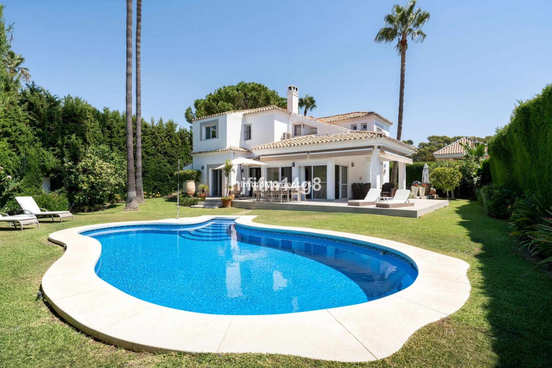 Wiederverkauf - Freistehende Villa - Marbella - Nueva Andalucía