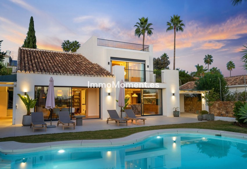 Wiederverkauf - Freistehende Villa - Marbella - Nueva Andalucía