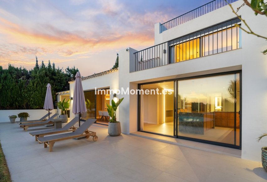 Wiederverkauf - Freistehende Villa - Marbella - Nueva Andalucía