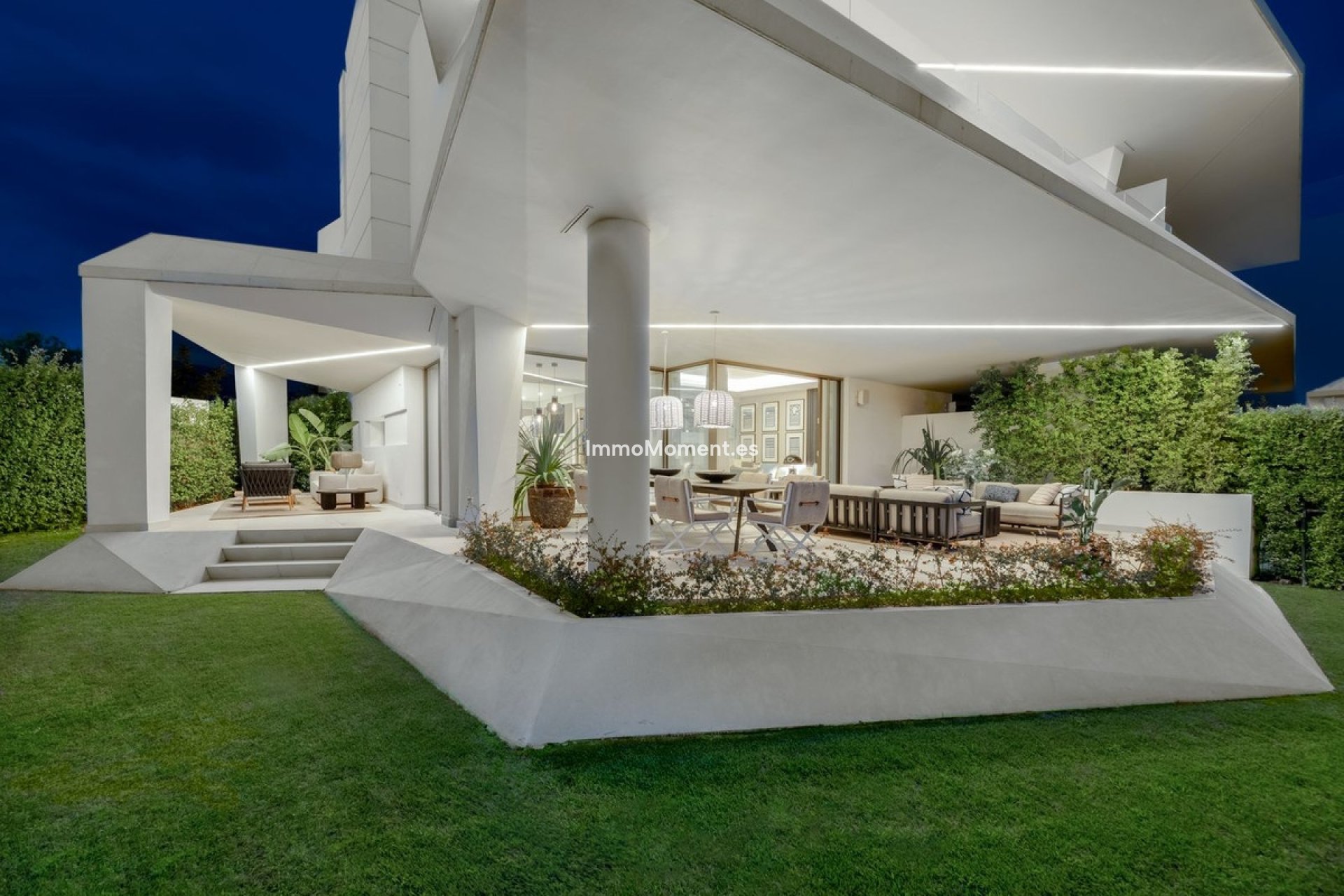 Wiederverkauf - Freistehende Villa - Marbella - Nueva Andalucía