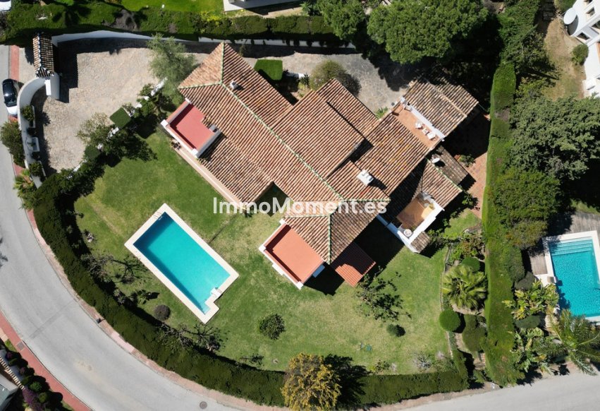 Wiederverkauf - Freistehende Villa - Marbella - Nueva Andalucía