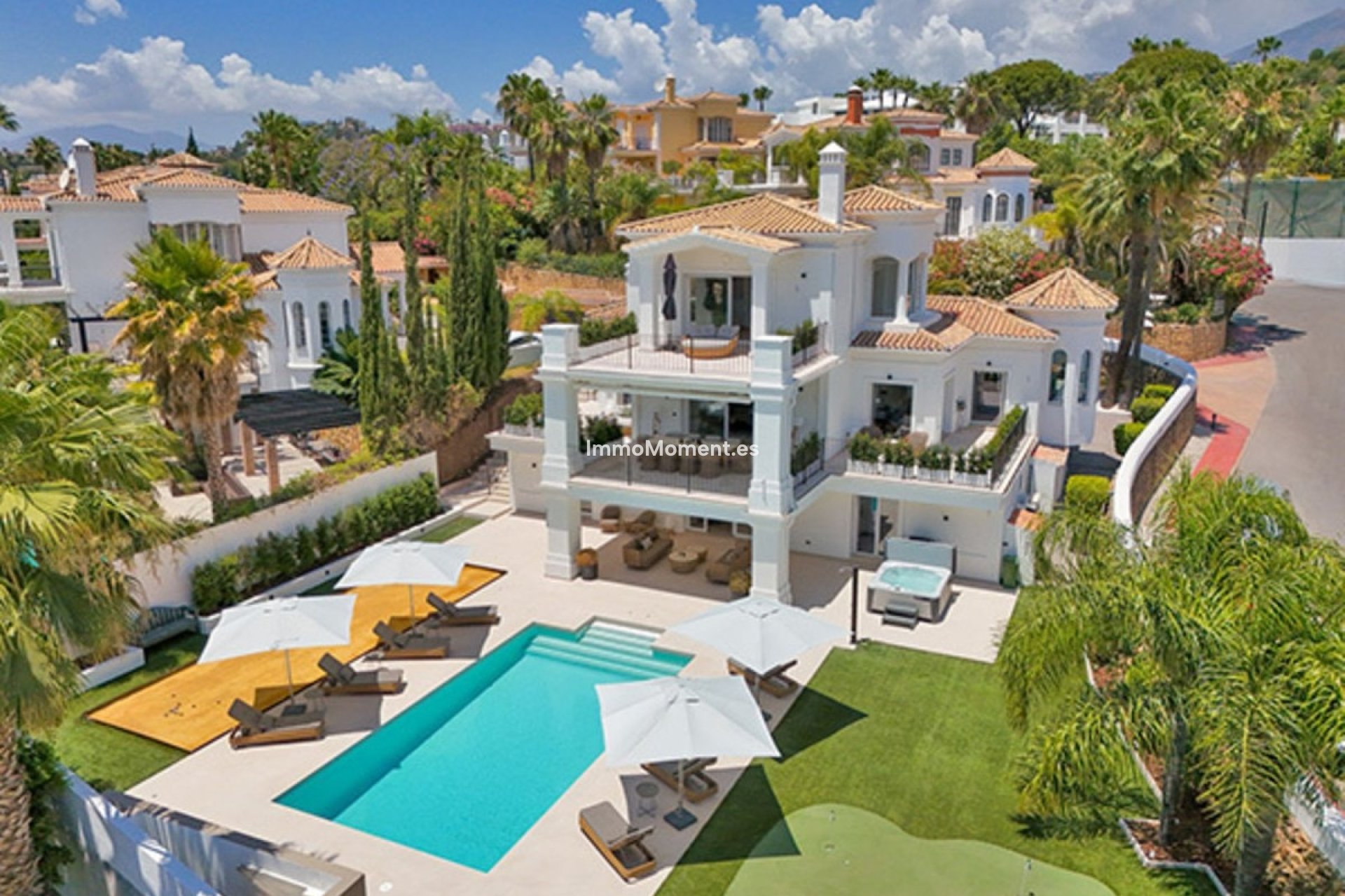 Wiederverkauf - Freistehende Villa - Marbella - Nueva Andalucía