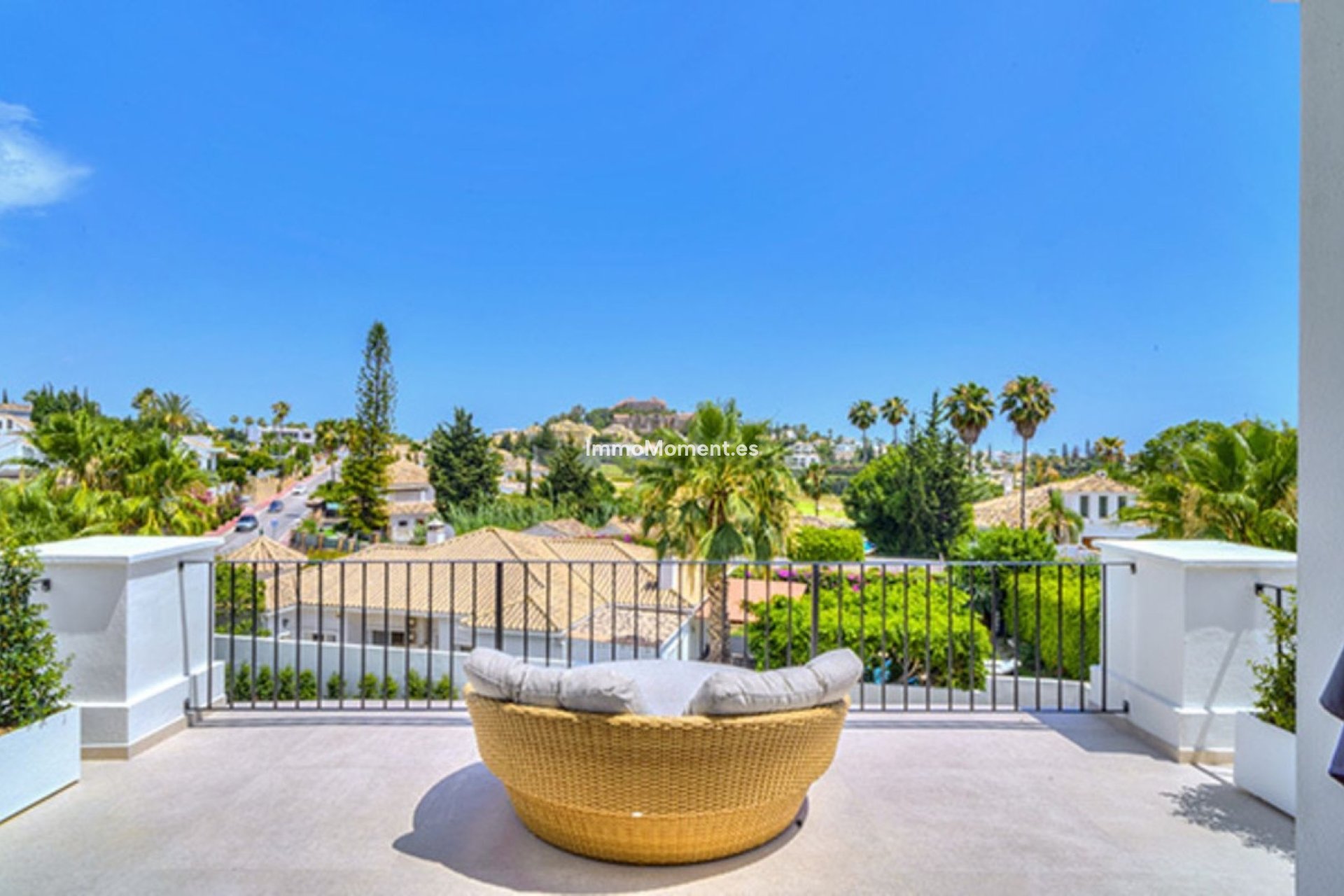 Wiederverkauf - Freistehende Villa - Marbella - Nueva Andalucía