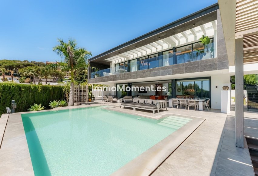 Wiederverkauf - Freistehende Villa - Marbella - Nueva Andalucía