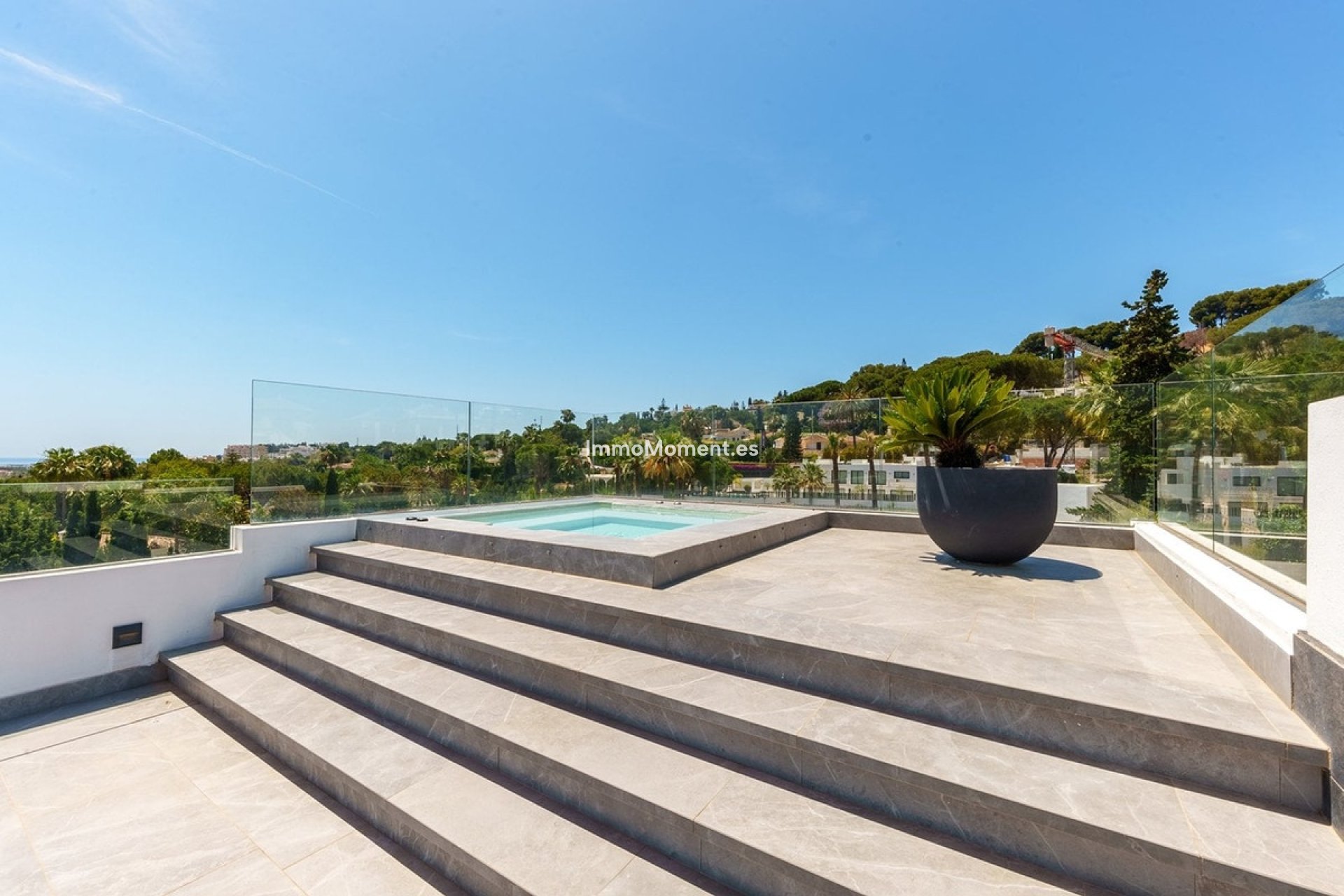 Wiederverkauf - Freistehende Villa - Marbella - Nueva Andalucía