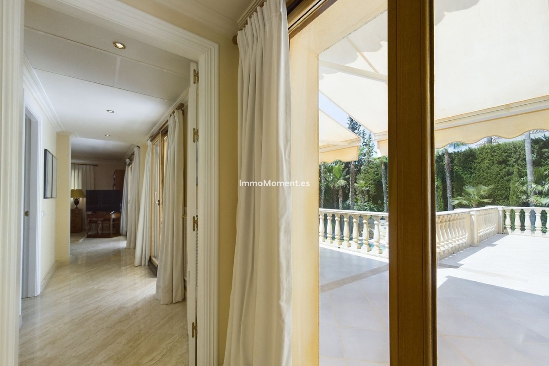 Wiederverkauf - Freistehende Villa - Marbella - Nueva Andalucía