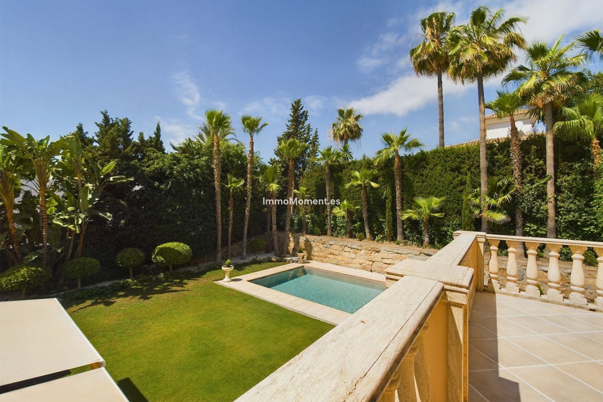 Wiederverkauf - Freistehende Villa - Marbella - Nueva Andalucía