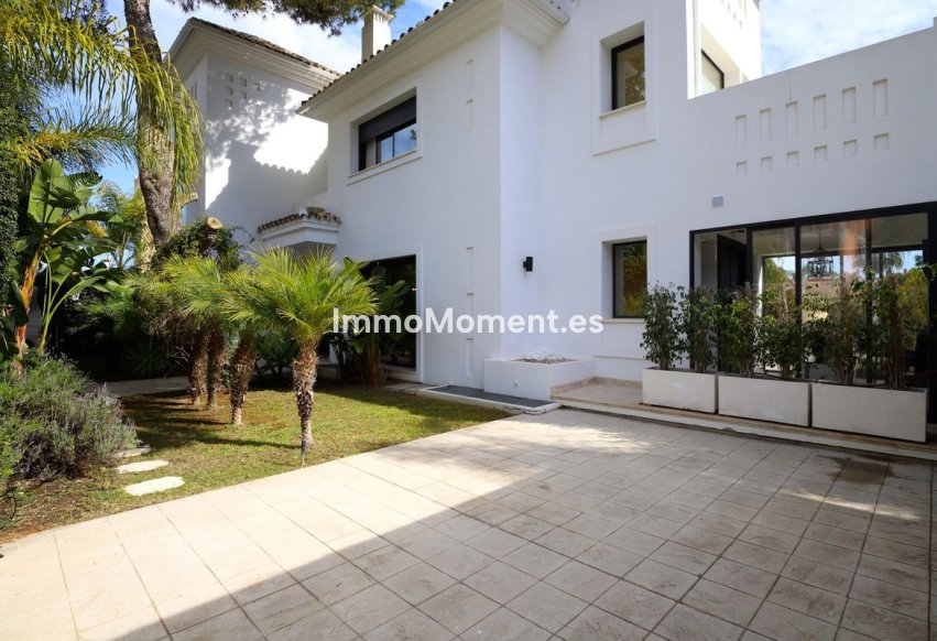 Wiederverkauf - Freistehende Villa - Marbella - Nueva Andalucía