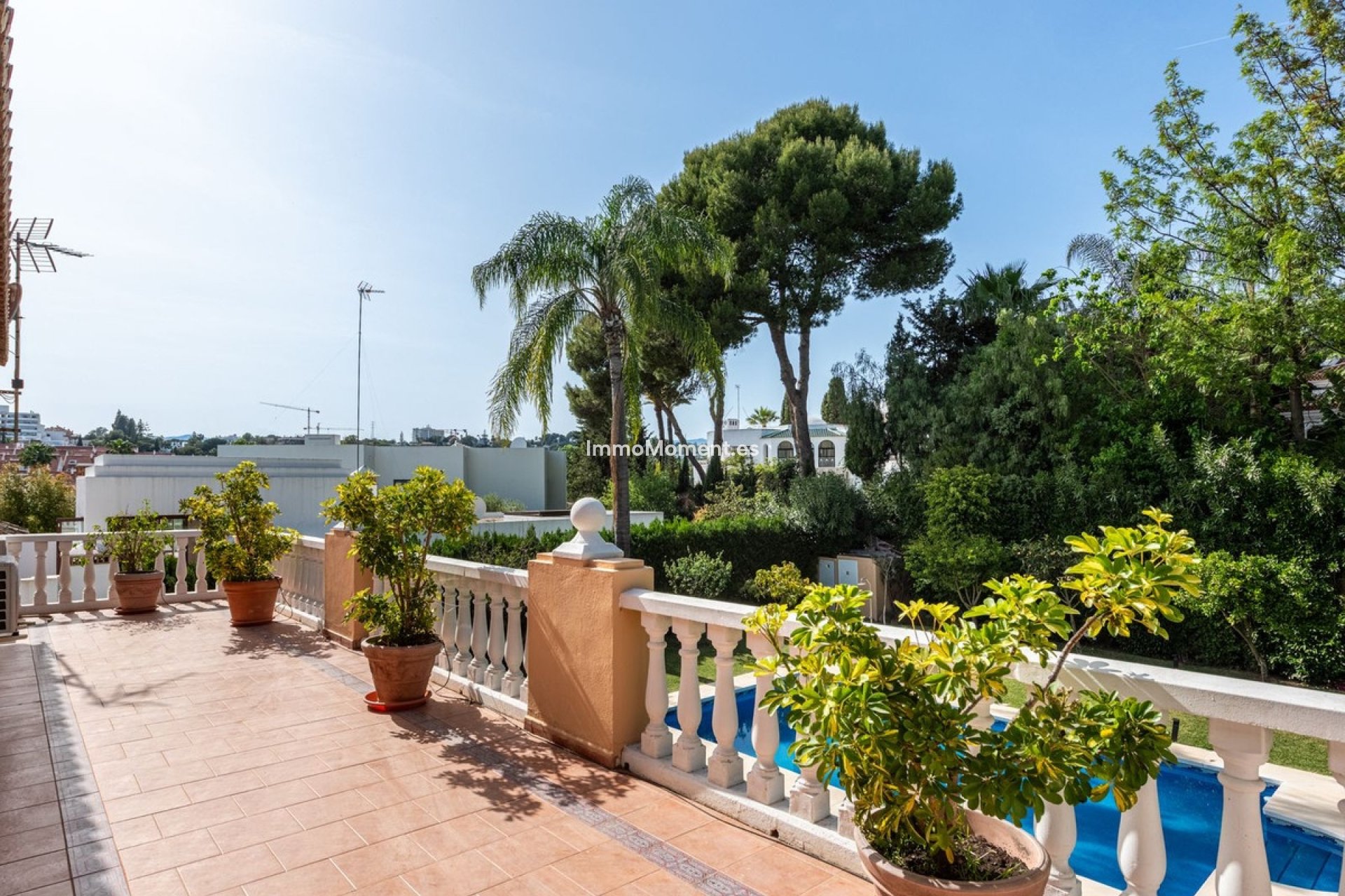 Wiederverkauf - Freistehende Villa - Marbella - Nueva Andalucía