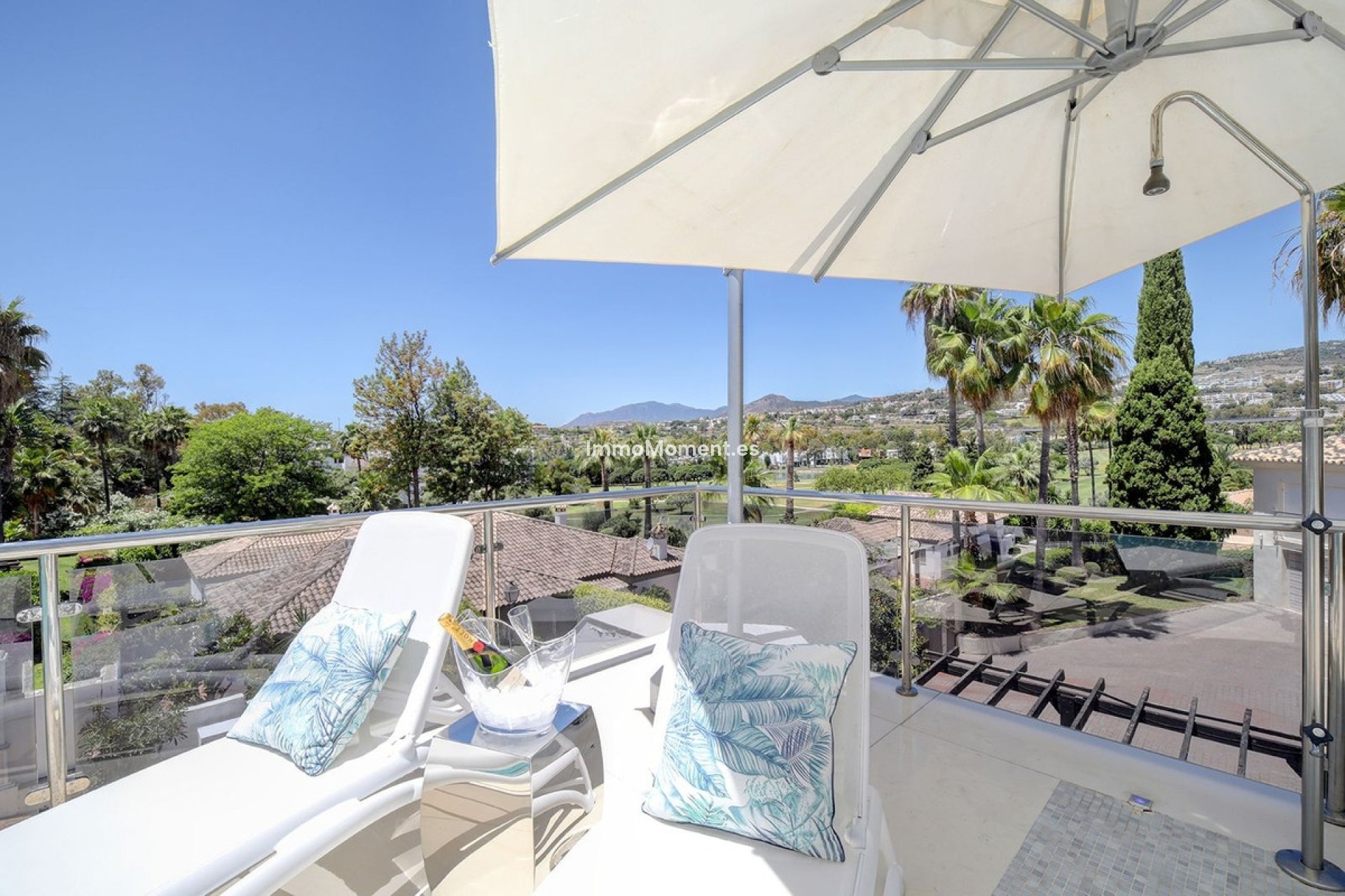 Wiederverkauf - Freistehende Villa - Marbella - Nueva Andalucía