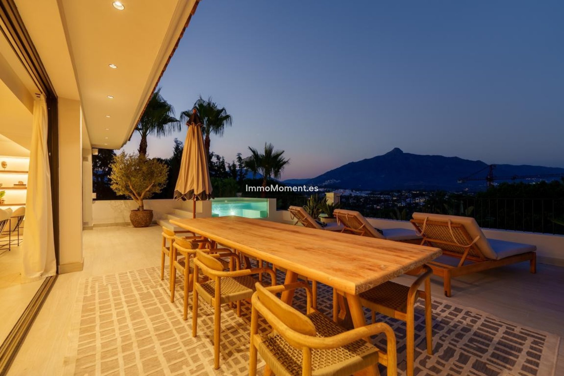 Wiederverkauf - Freistehende Villa - Marbella - Nueva Andalucía