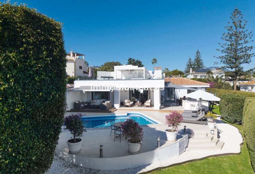 Wiederverkauf - Freistehende Villa - Marbella - Nueva Andalucía