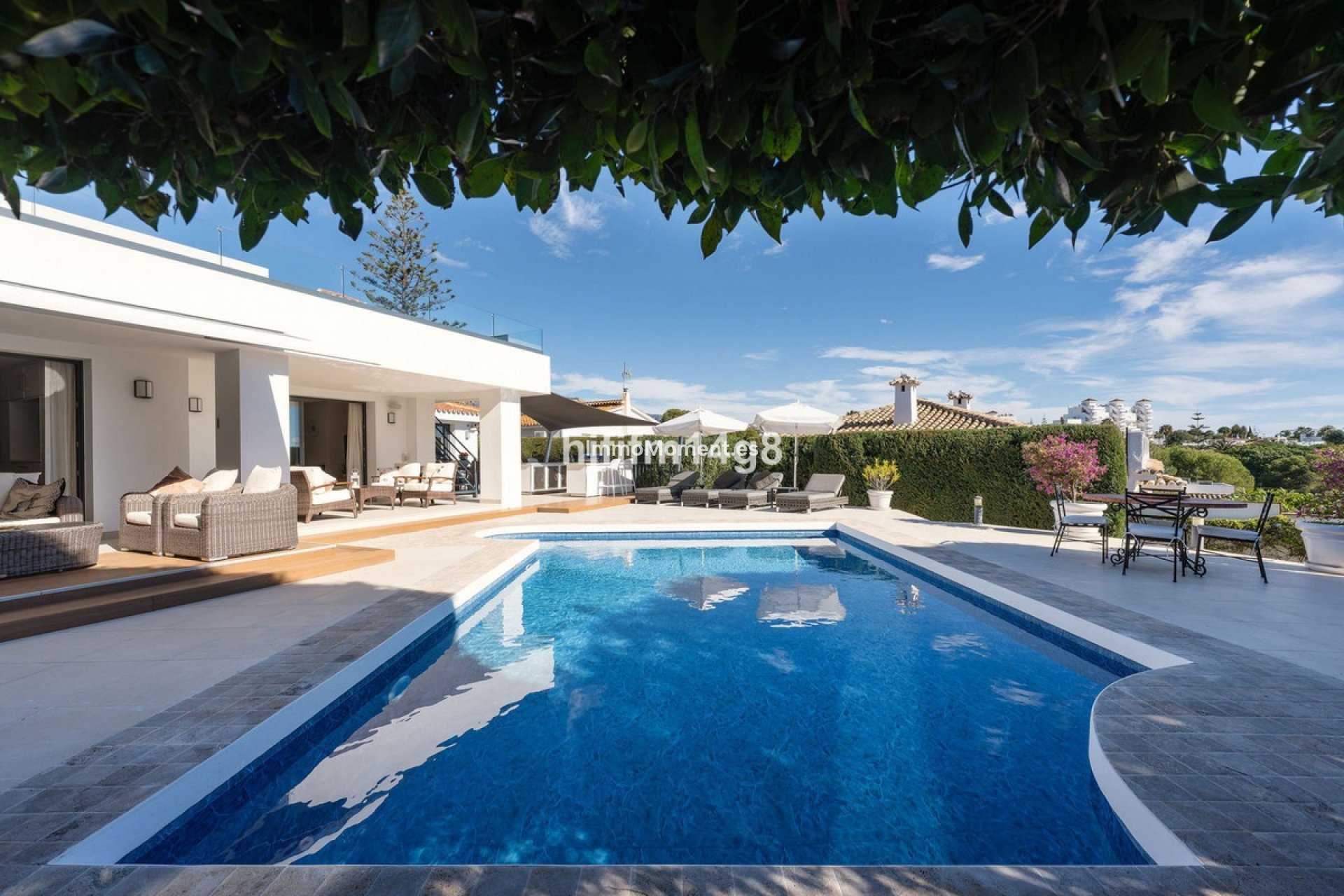 Wiederverkauf - Freistehende Villa - Marbella - Nueva Andalucía