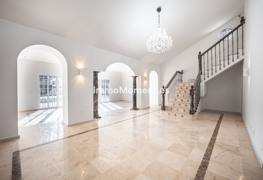 Wiederverkauf - Freistehende Villa - Marbella - Nueva Andalucía