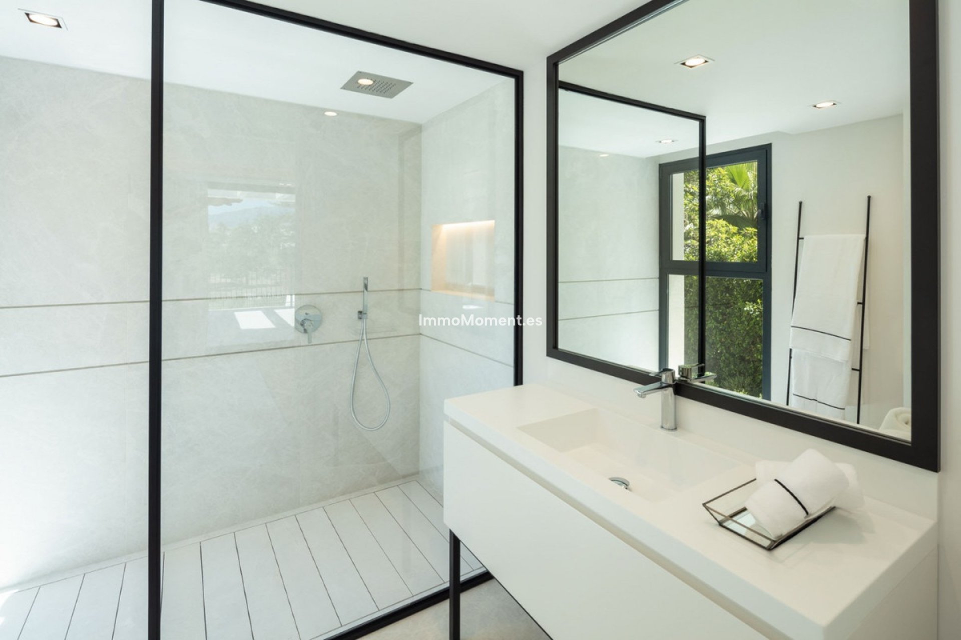 Wiederverkauf - Freistehende Villa - Marbella - Nueva Andalucía