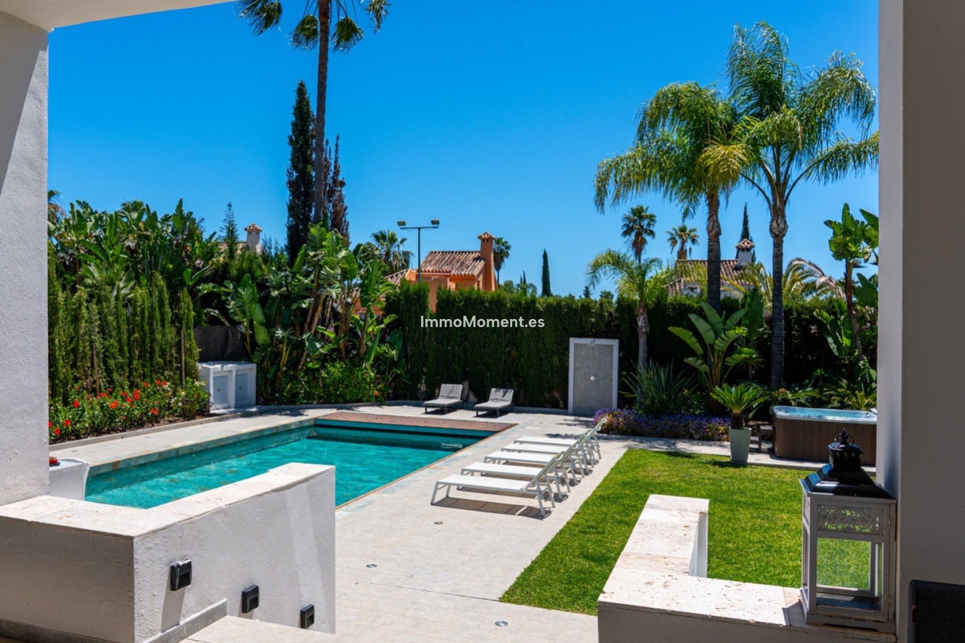 Wiederverkauf - Freistehende Villa - Marbella - Nueva Andalucía