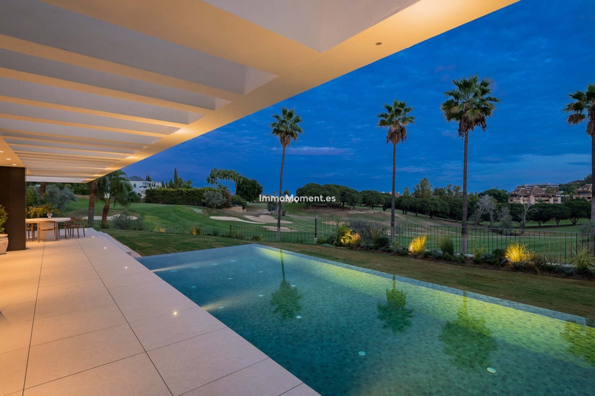 Wiederverkauf - Freistehende Villa - Marbella - Nueva Andalucía