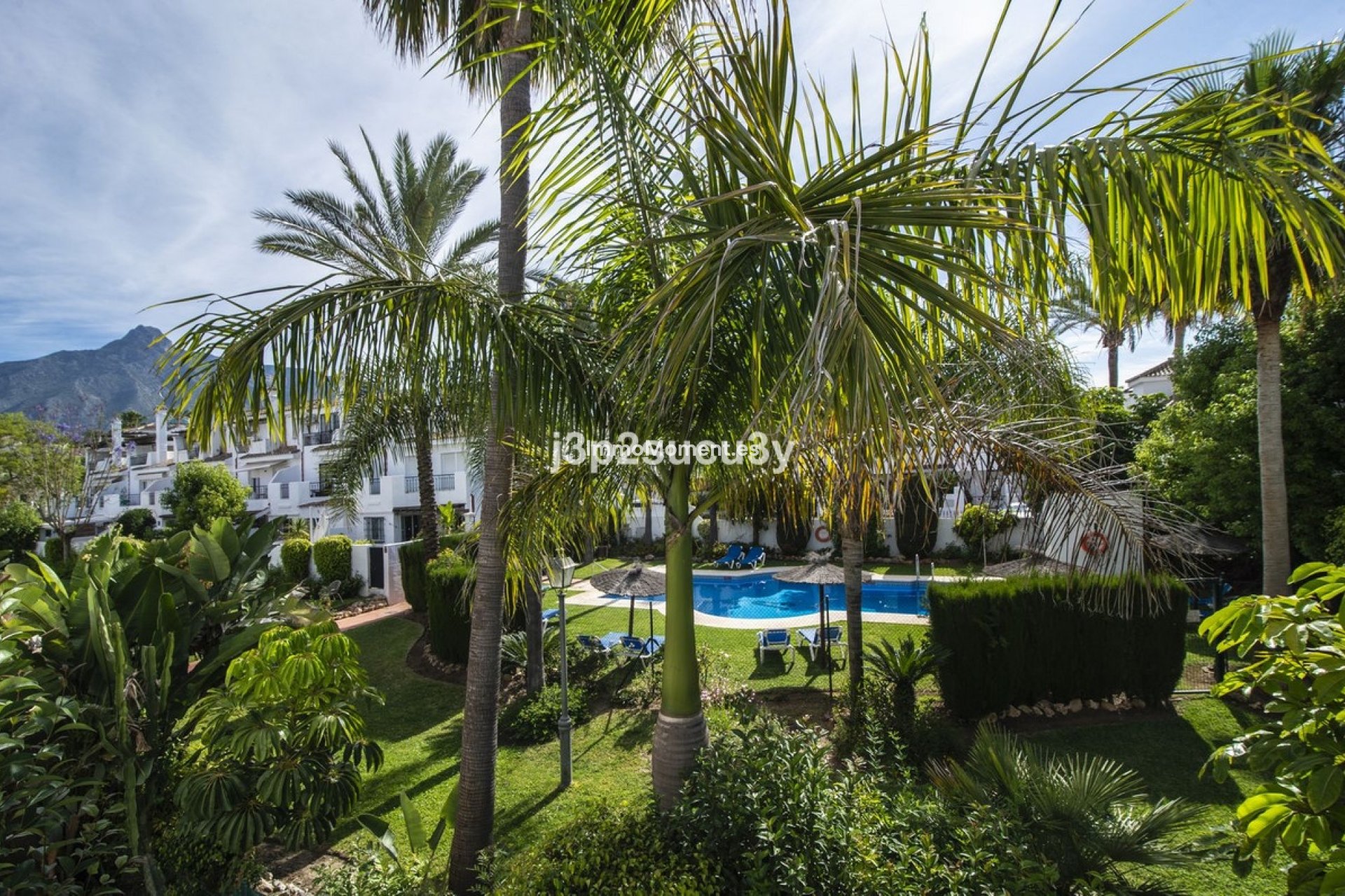Wiederverkauf - Freistehende Villa - Marbella - Nueva Andalucía