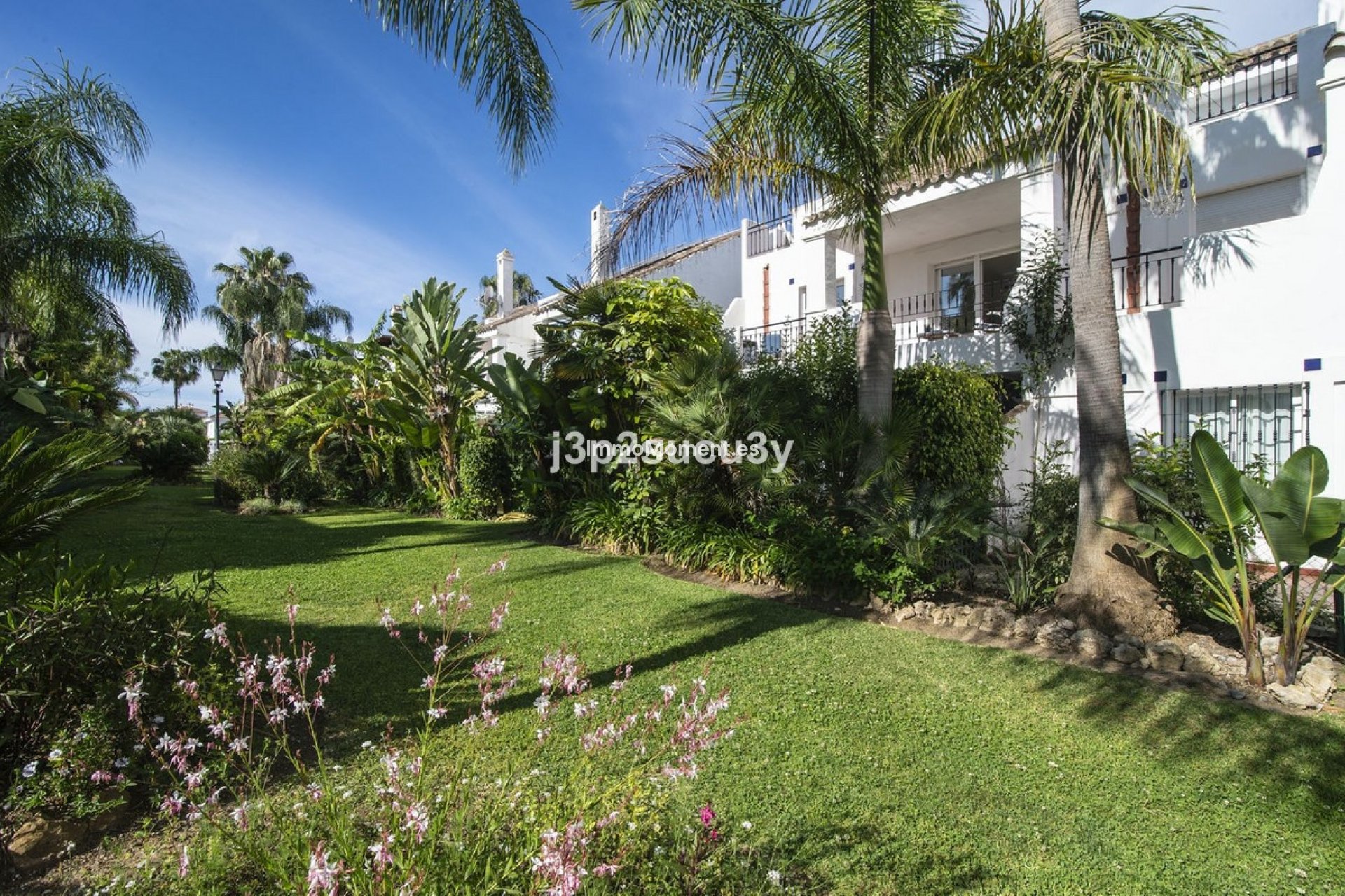 Wiederverkauf - Freistehende Villa - Marbella - Nueva Andalucía