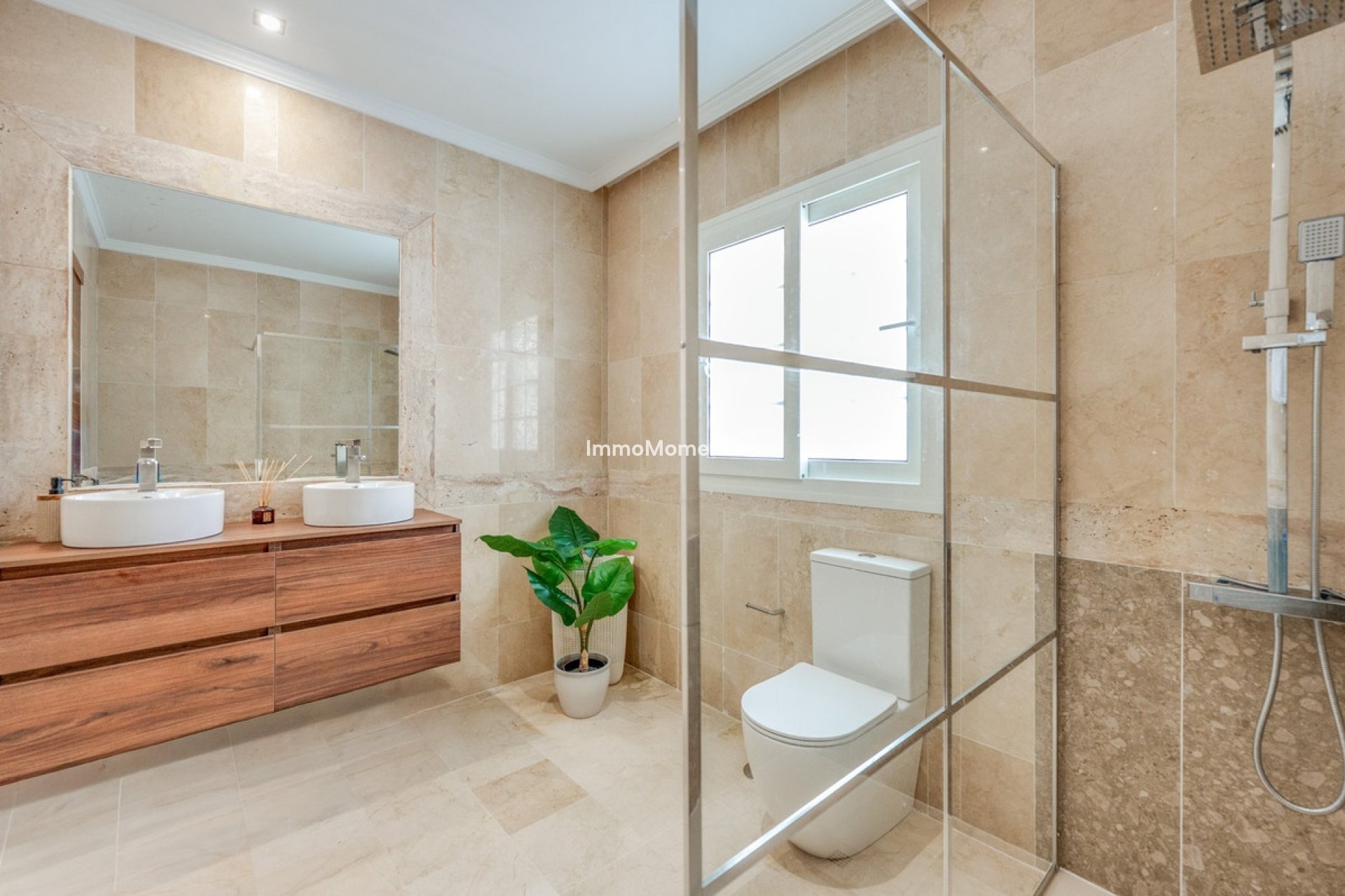 Wiederverkauf - Freistehende Villa - Marbella - Nueva Andalucía