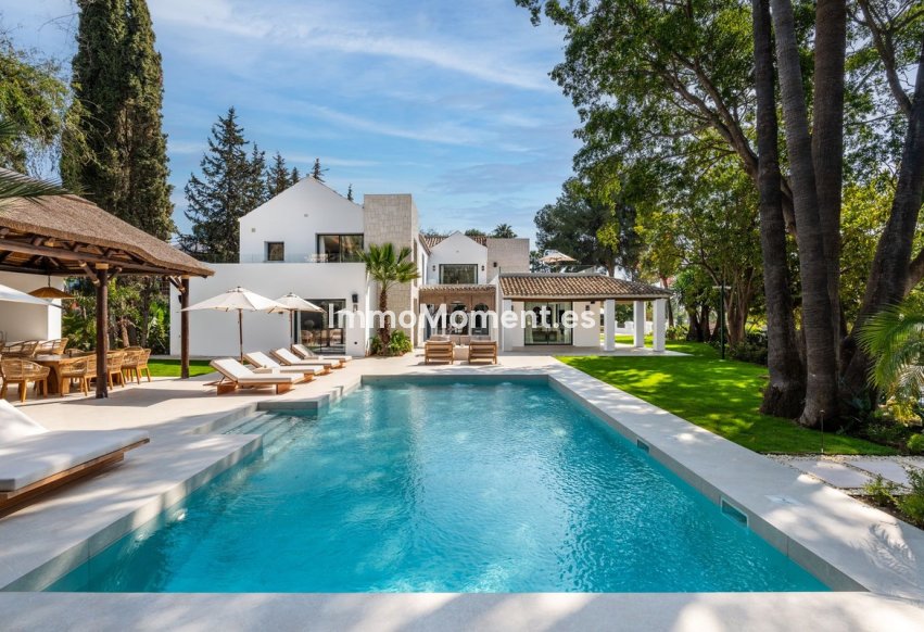 Wiederverkauf - Freistehende Villa - Marbella - Nueva Andalucía