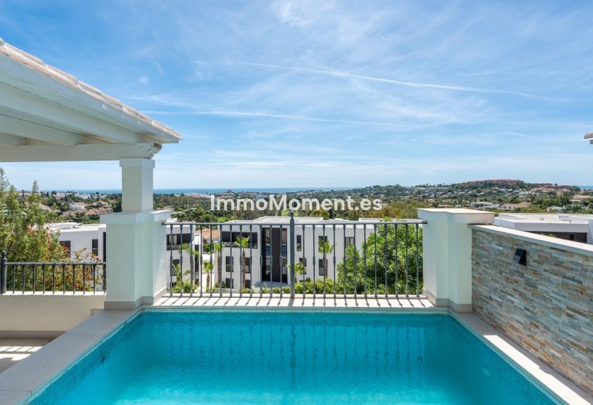 Wiederverkauf - Freistehende Villa - Marbella - Nueva Andalucía