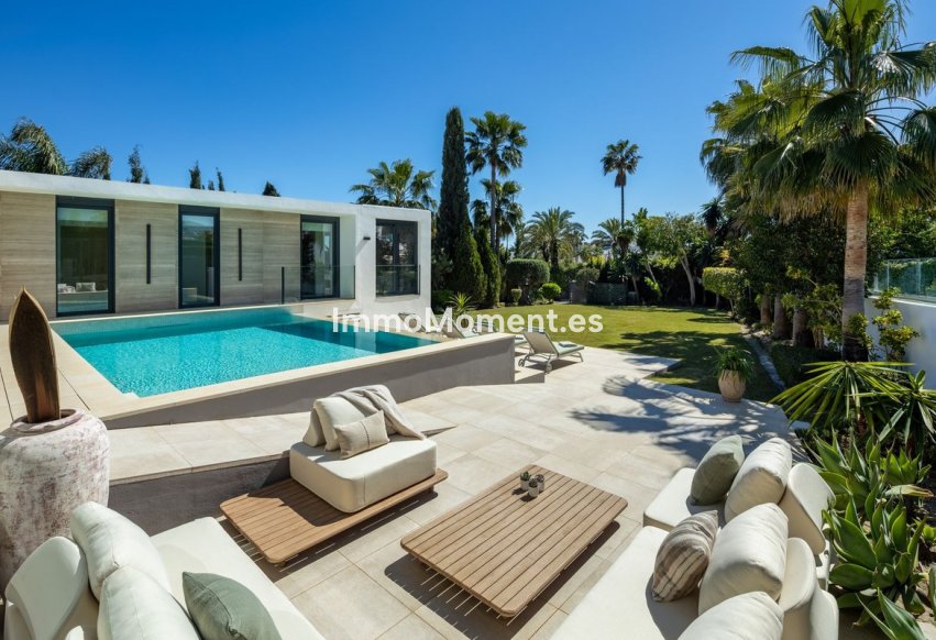 Wiederverkauf - Freistehende Villa - Marbella - Nueva Andalucía