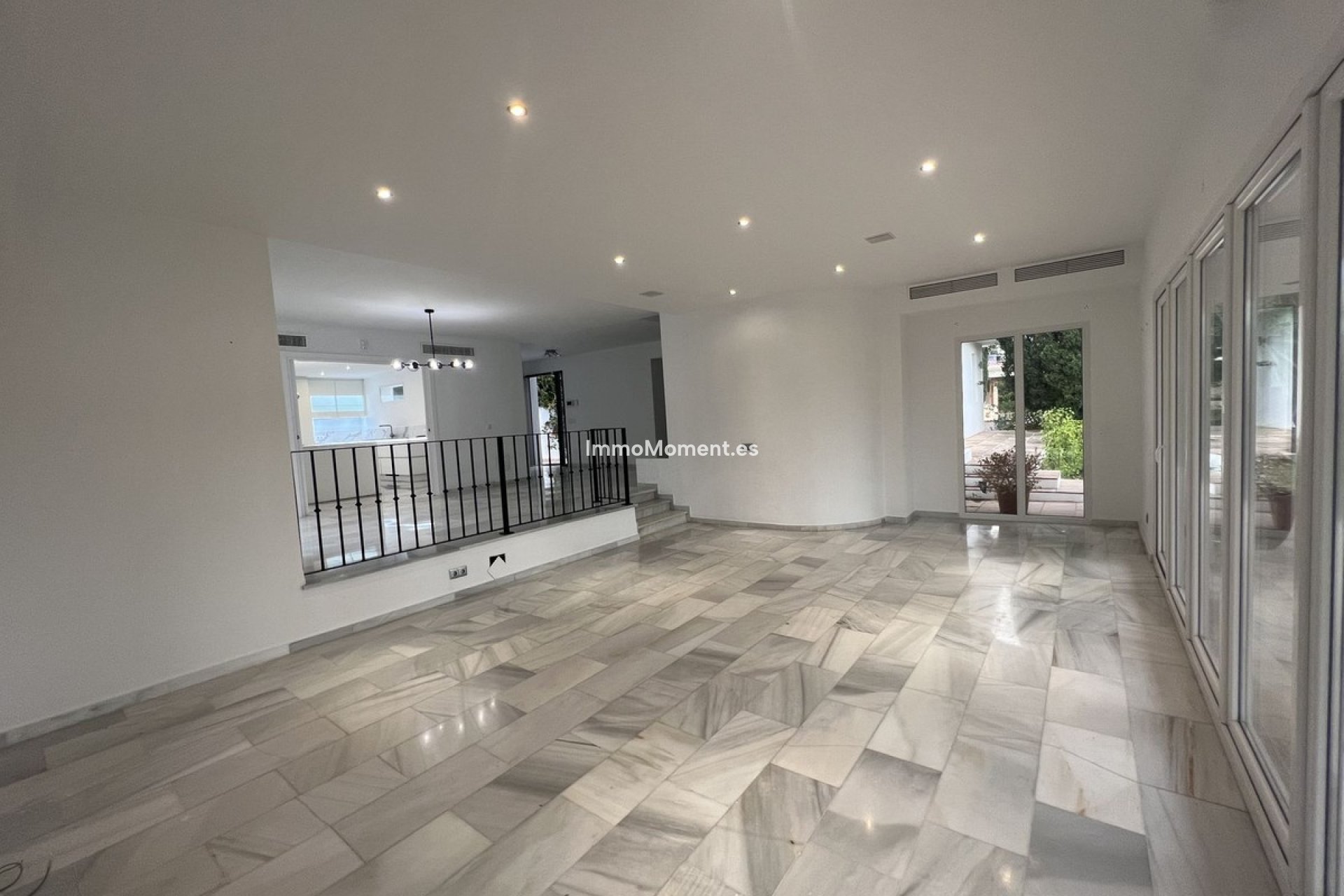Wiederverkauf - Freistehende Villa - Marbella - Nueva Andalucía