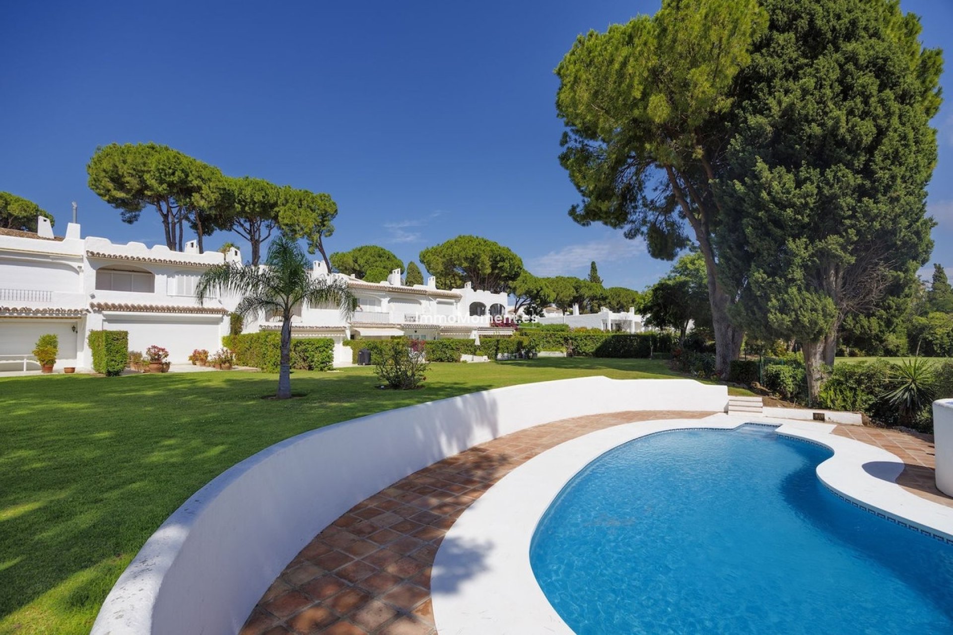 Wiederverkauf - Freistehende Villa - Marbella - Nueva Andalucía
