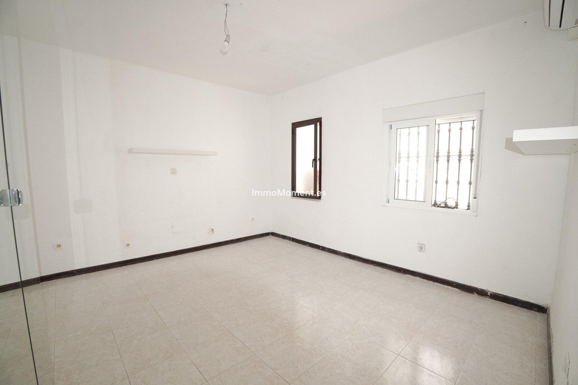 Wiederverkauf - Freistehende Villa - Marbella - Nueva Andalucía