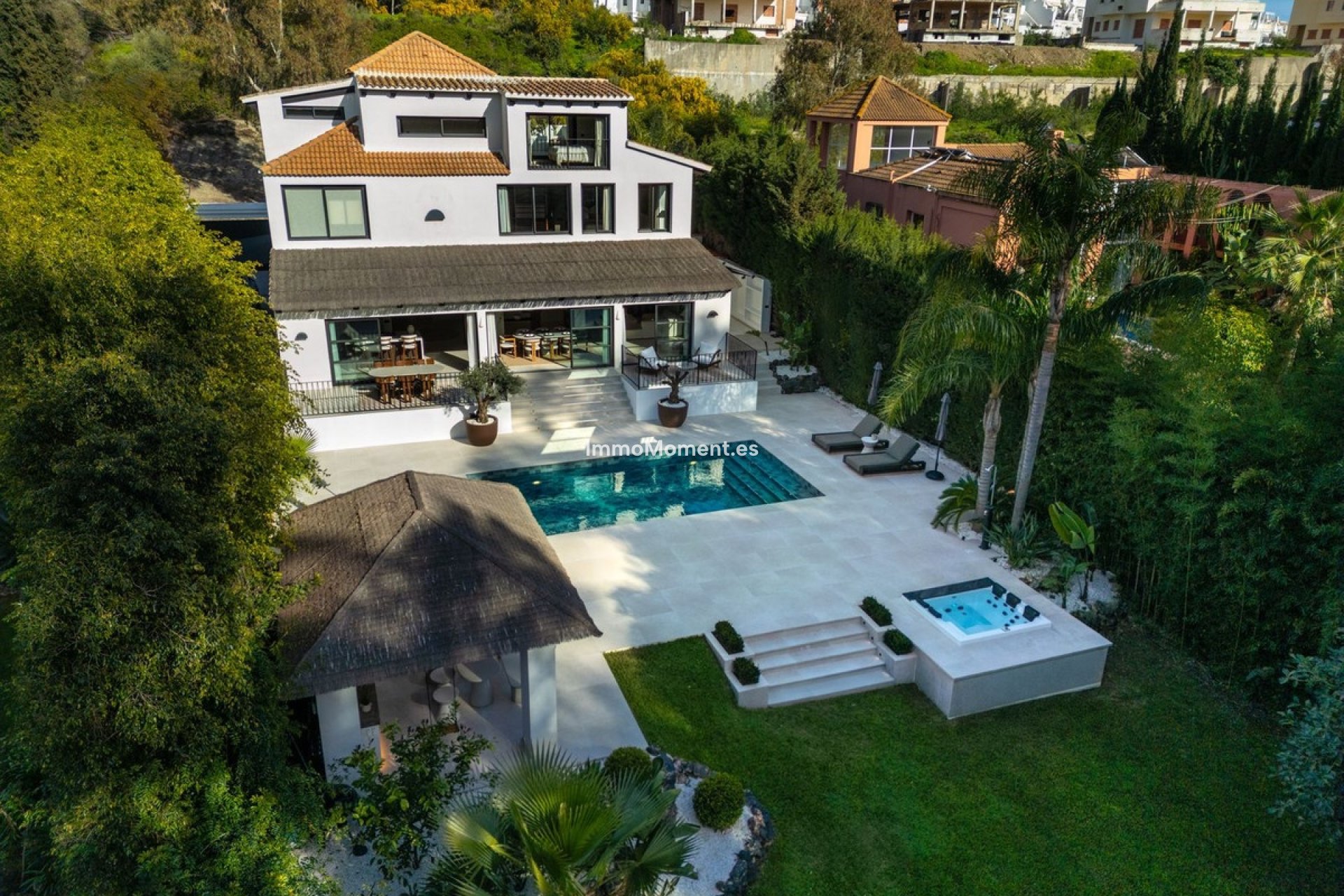 Wiederverkauf - Freistehende Villa - Marbella - Nueva Andalucía