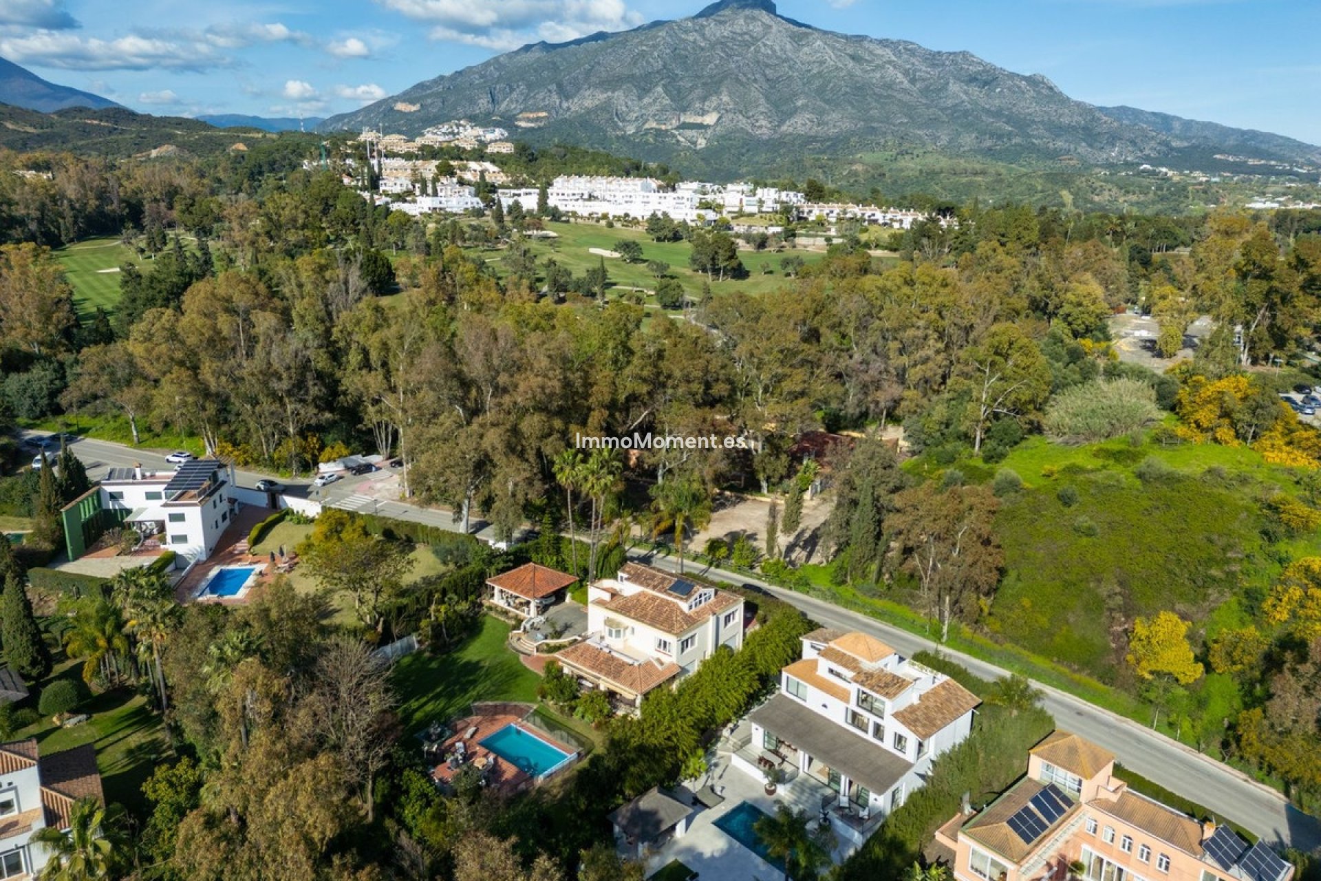 Wiederverkauf - Freistehende Villa - Marbella - Nueva Andalucía