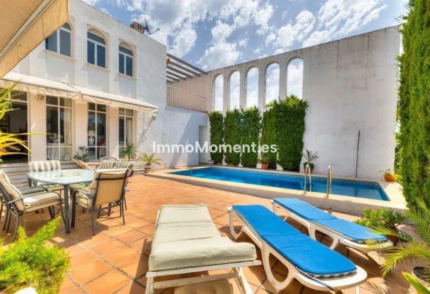 Wiederverkauf - Freistehende Villa - Marbella - Nueva Andalucía