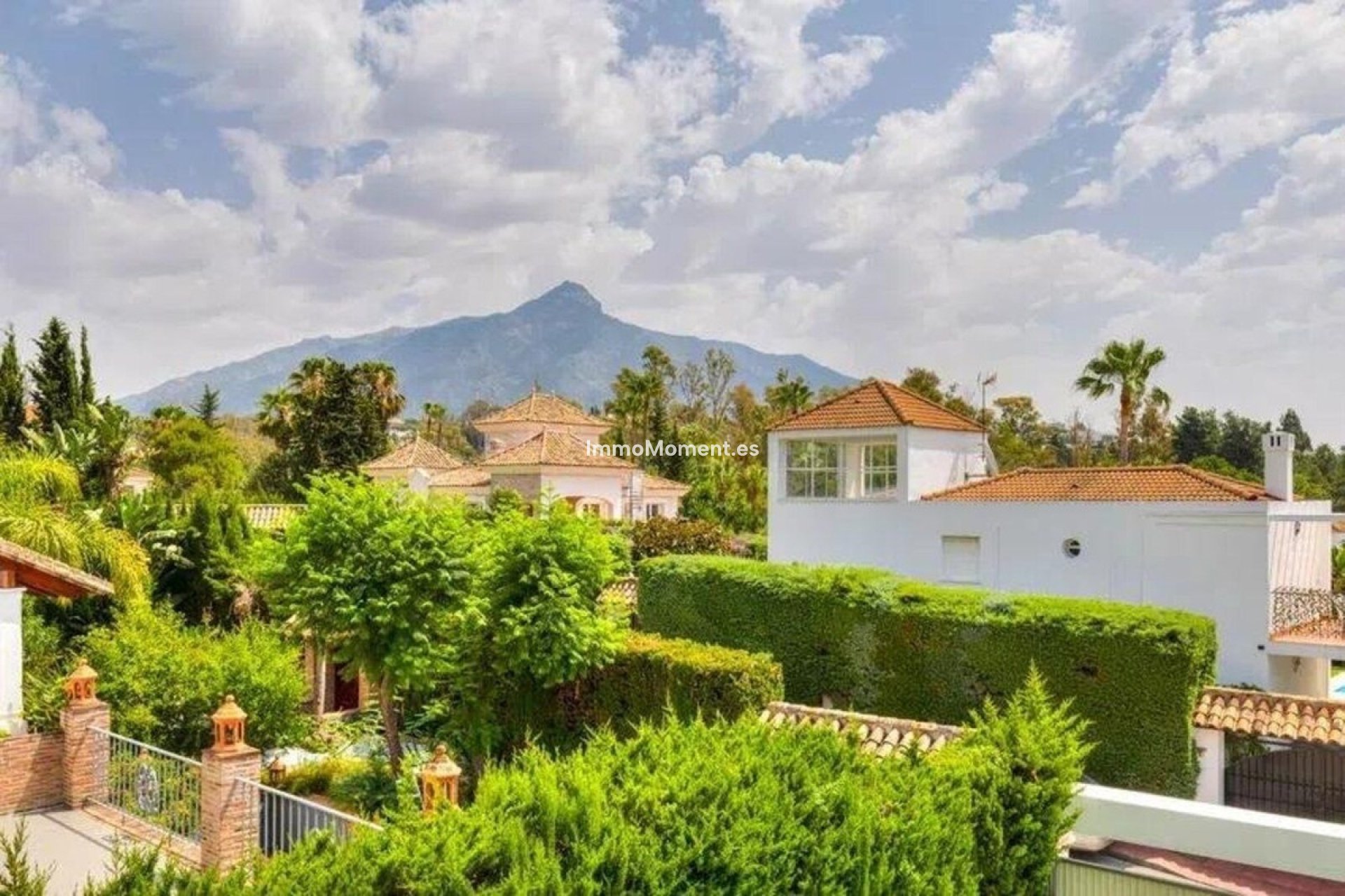 Wiederverkauf - Freistehende Villa - Marbella - Nueva Andalucía