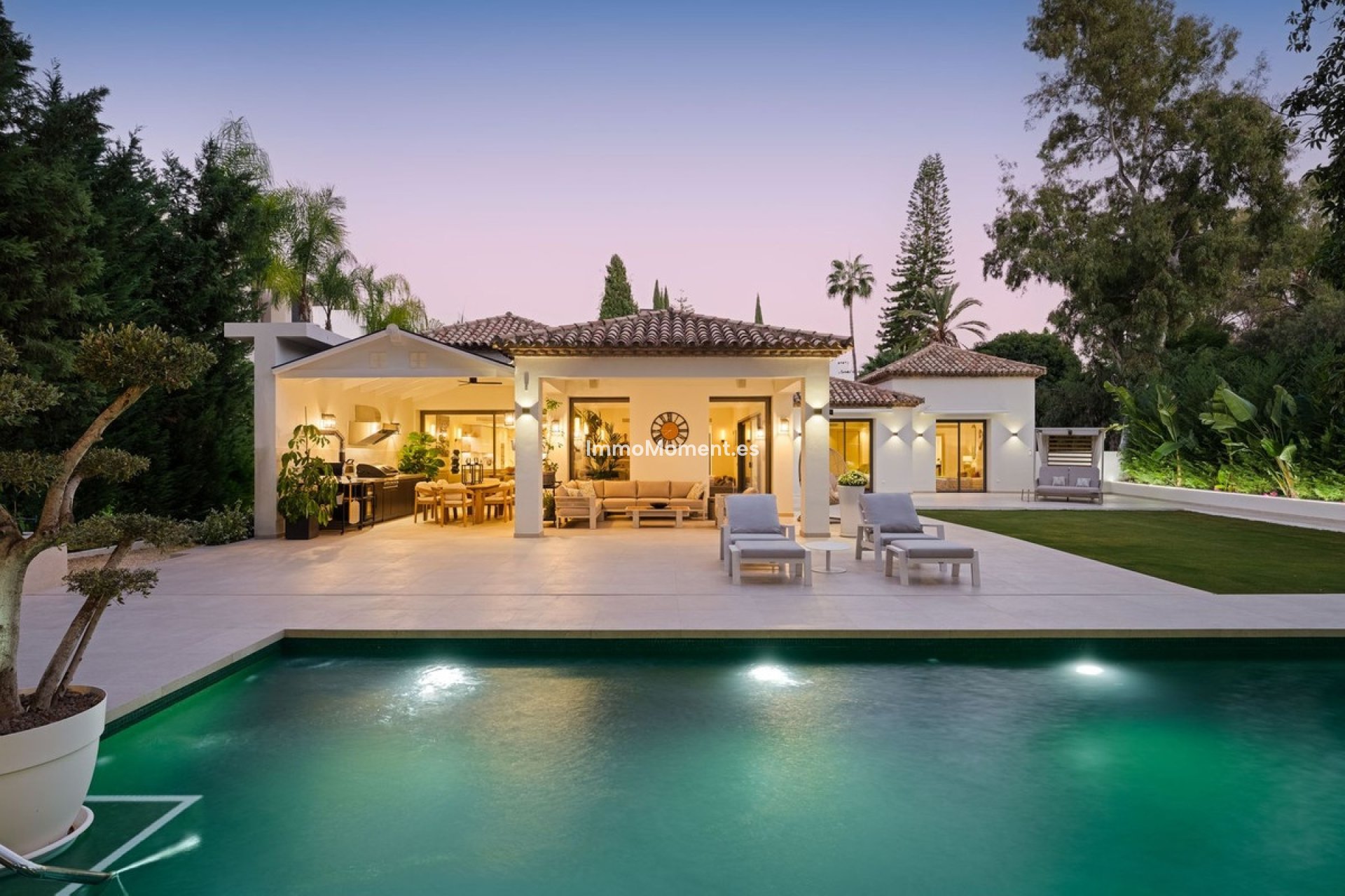 Wiederverkauf - Freistehende Villa - Marbella - Nueva Andalucía