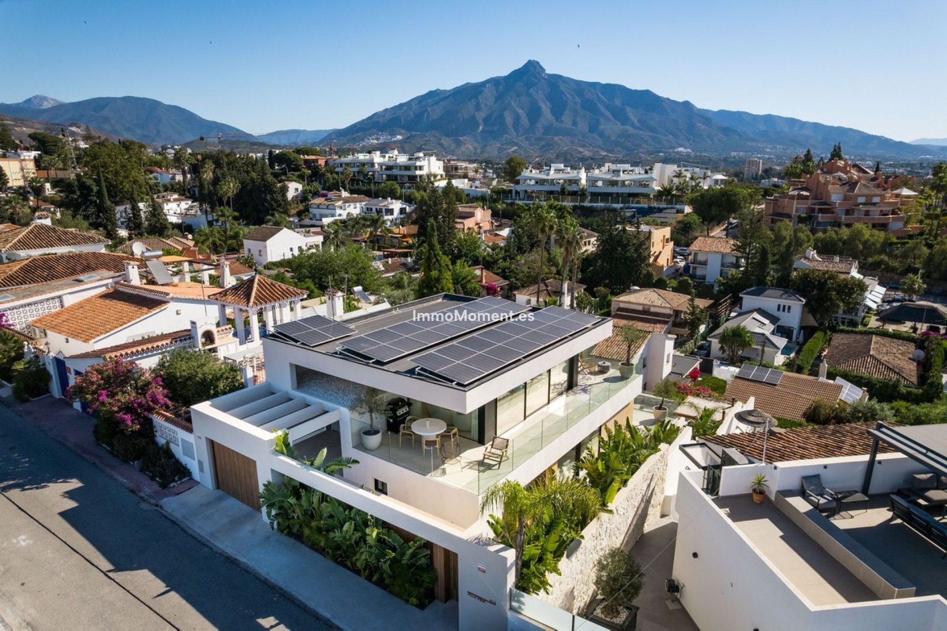 Wiederverkauf - Freistehende Villa - Marbella - Nueva Andalucía