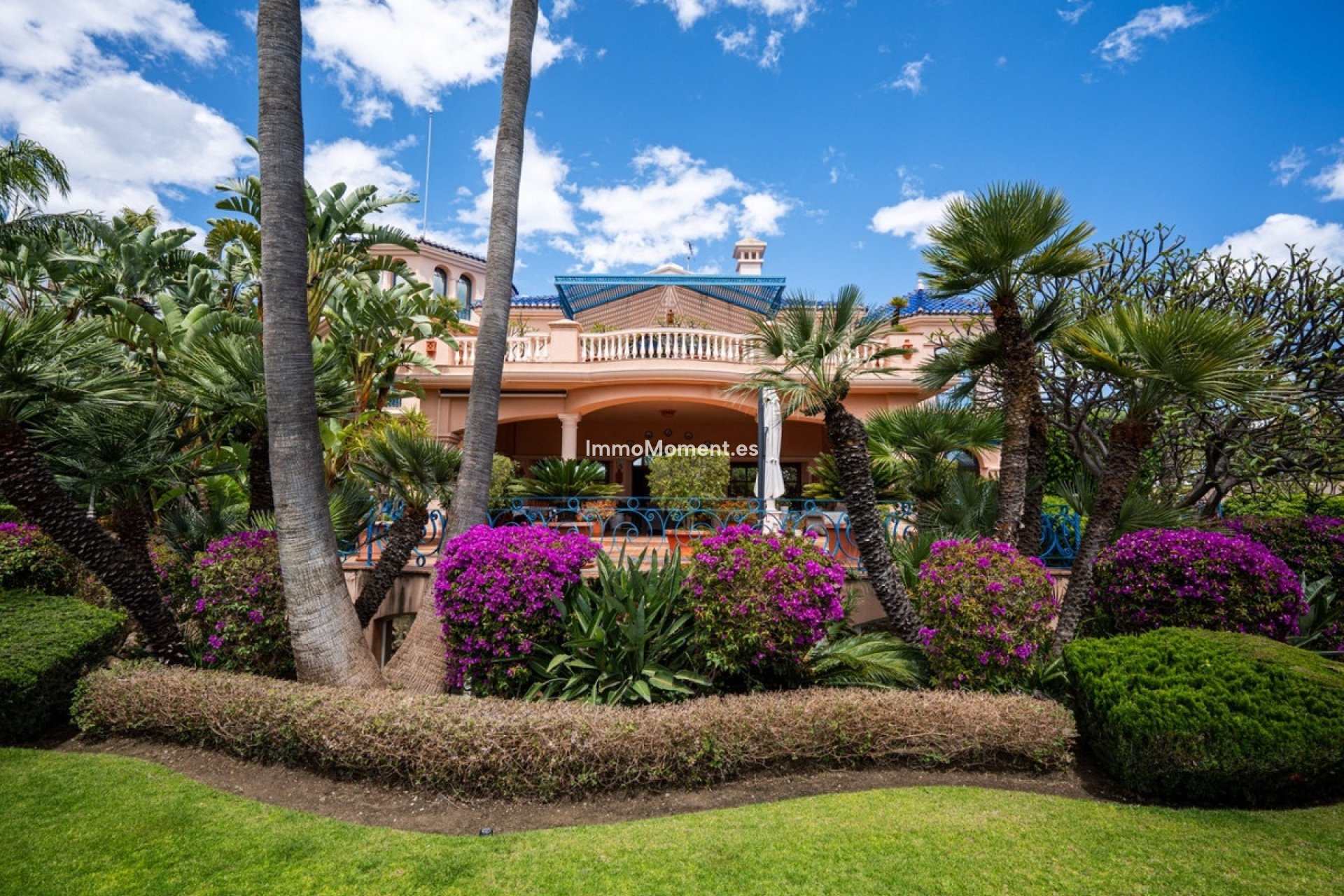 Wiederverkauf - Freistehende Villa - Marbella - Nueva Andalucía