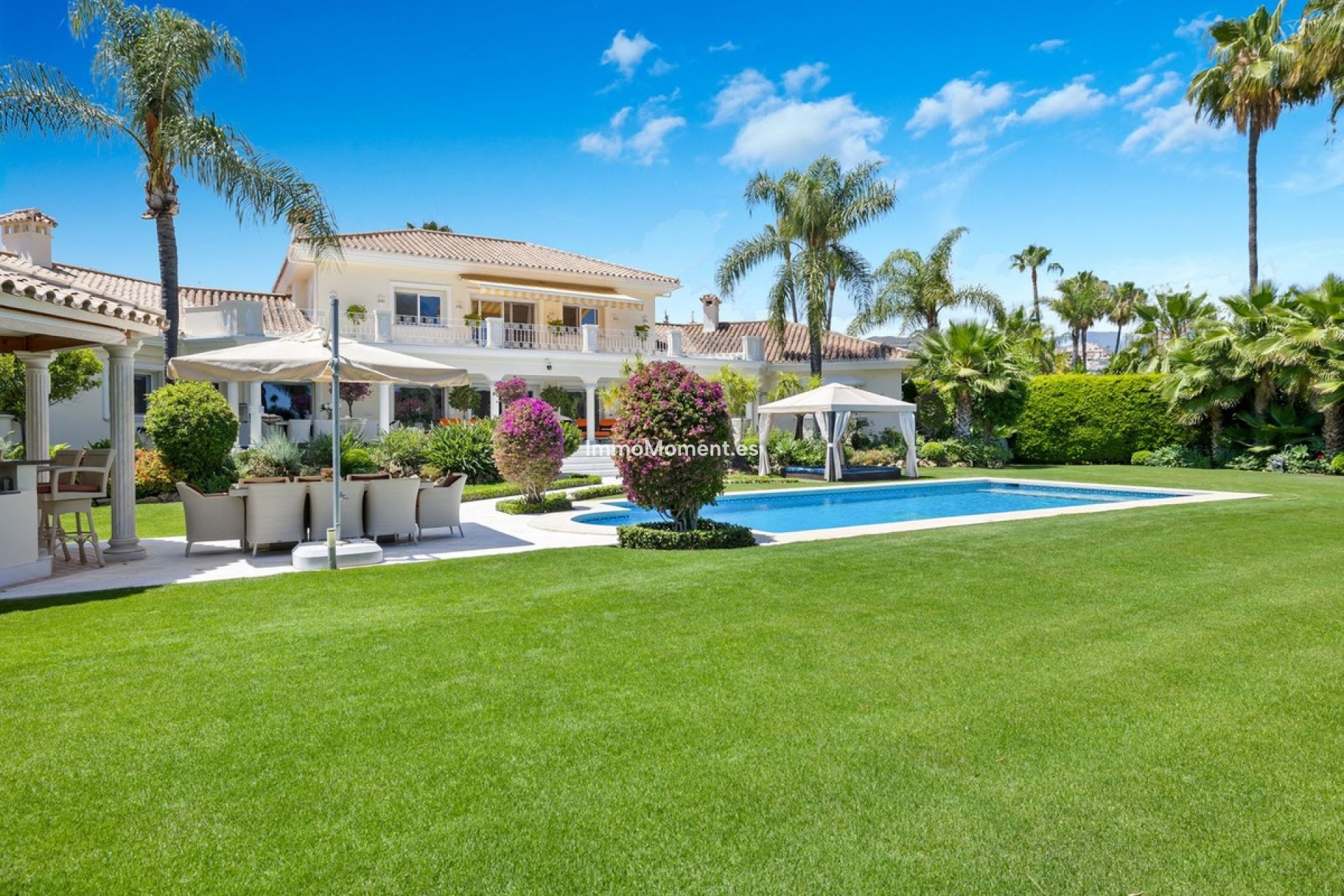 Wiederverkauf - Freistehende Villa - Marbella - Nueva Andalucía