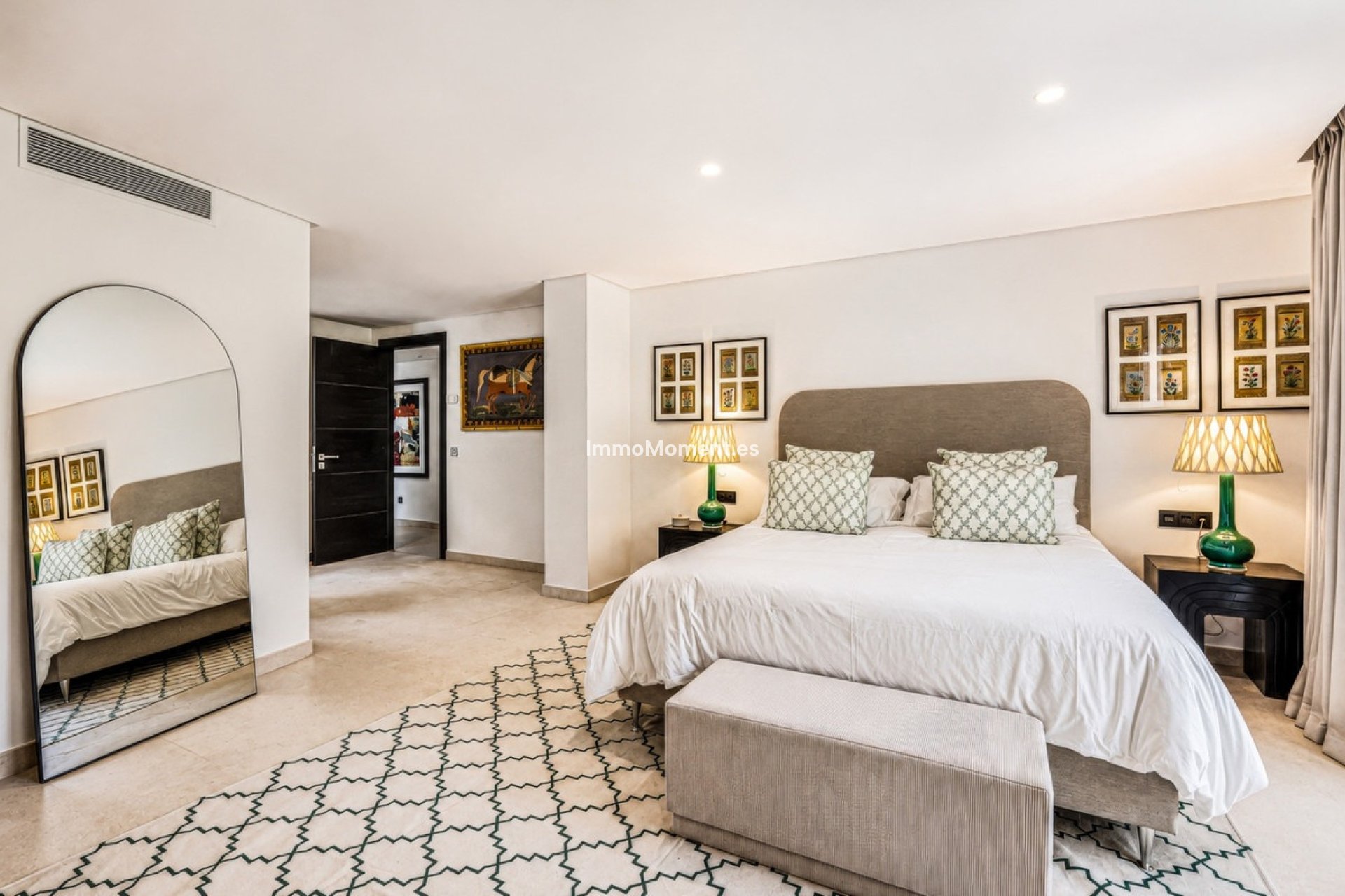 Wiederverkauf - Freistehende Villa - Marbella - Nueva Andalucía