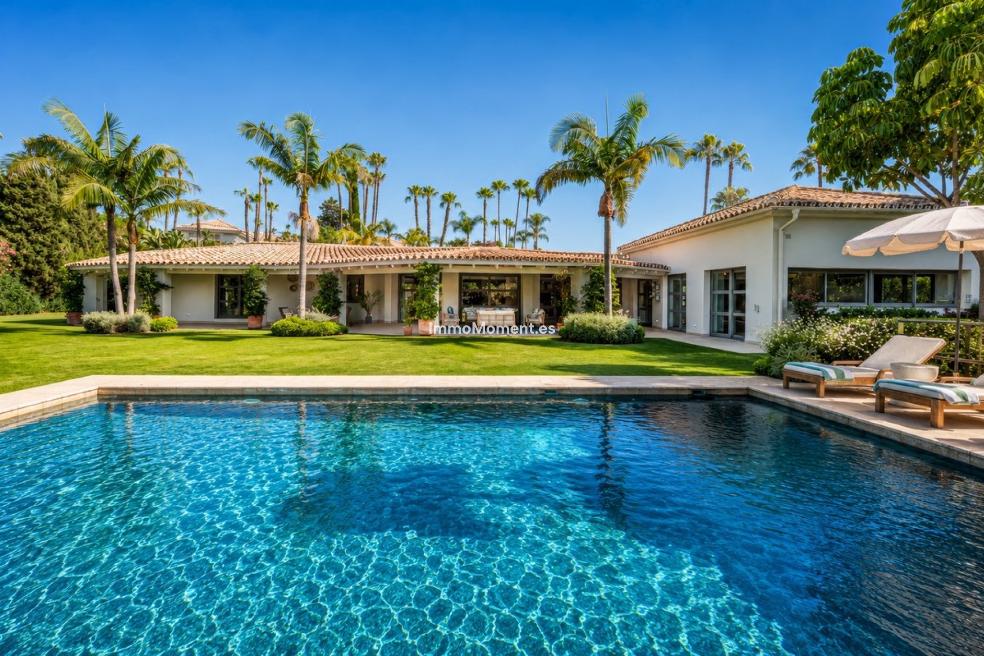 Wiederverkauf - Freistehende Villa - Marbella - Nueva Andalucía
