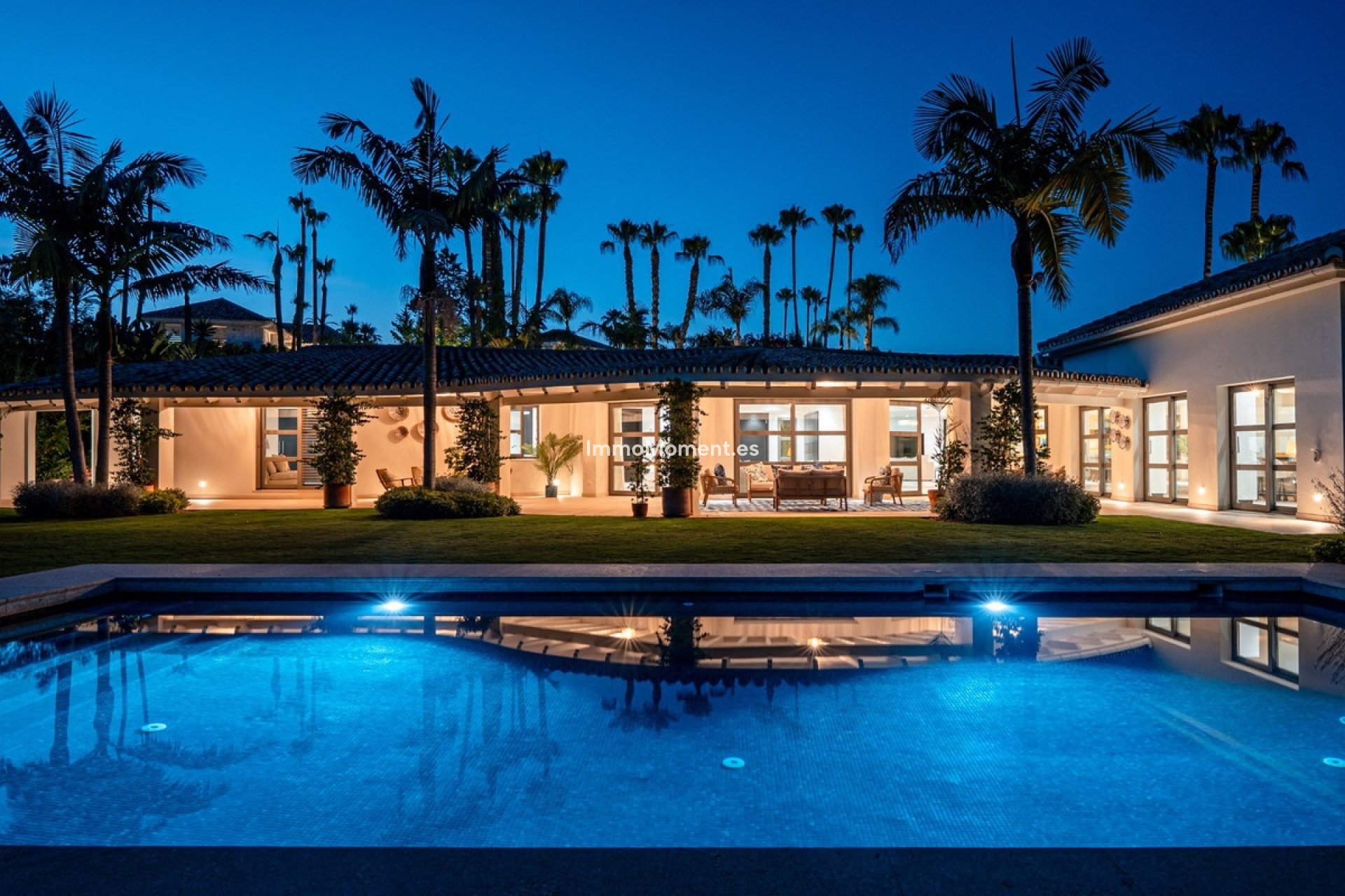 Wiederverkauf - Freistehende Villa - Marbella - Nueva Andalucía