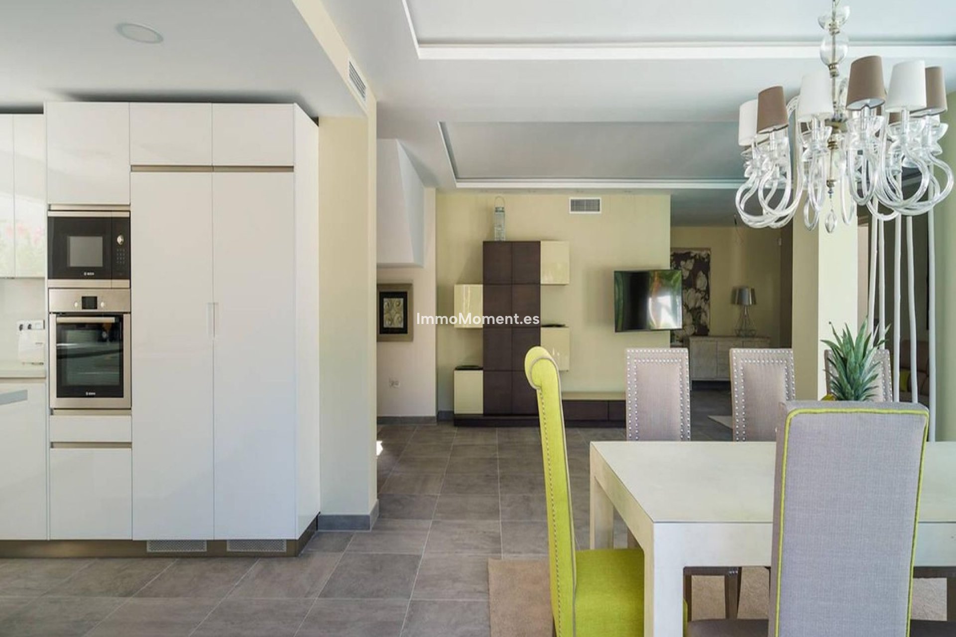 Wiederverkauf - Freistehende Villa - Marbella - Nueva Andalucía