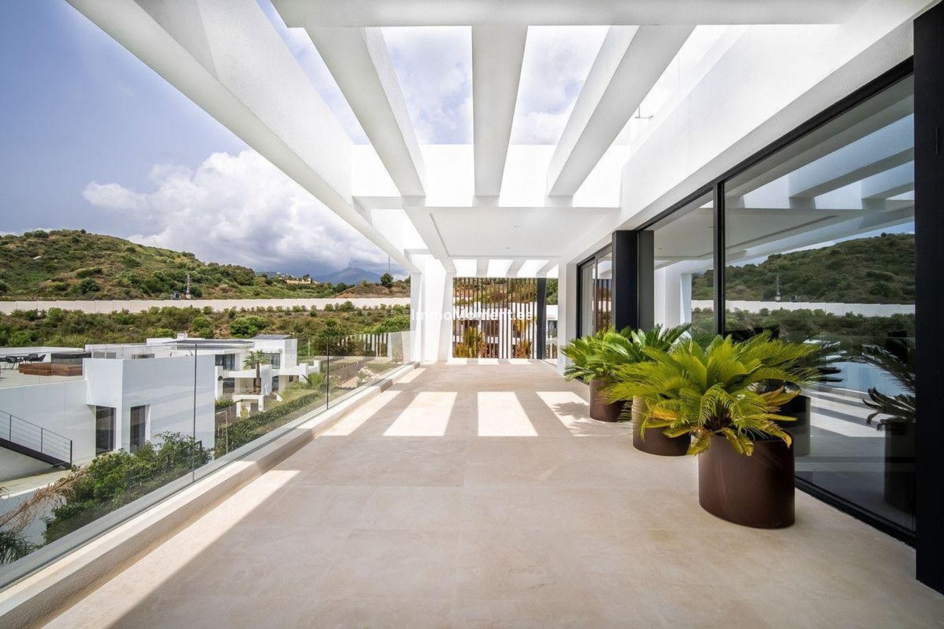 Wiederverkauf - Freistehende Villa - Marbella - Nueva Andalucía