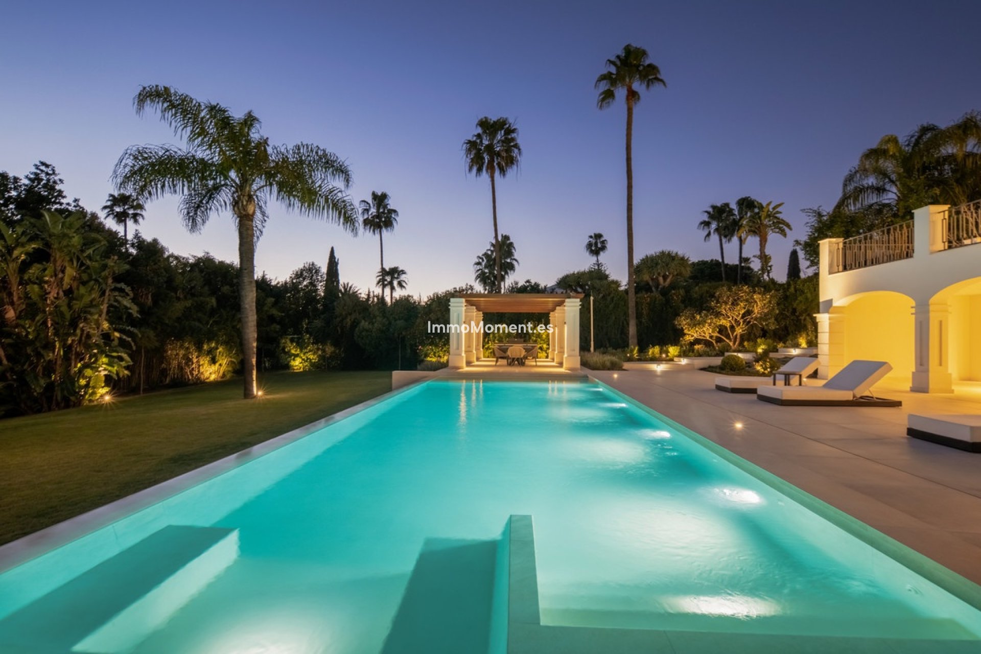 Wiederverkauf - Freistehende Villa - Marbella - Nueva Andalucía