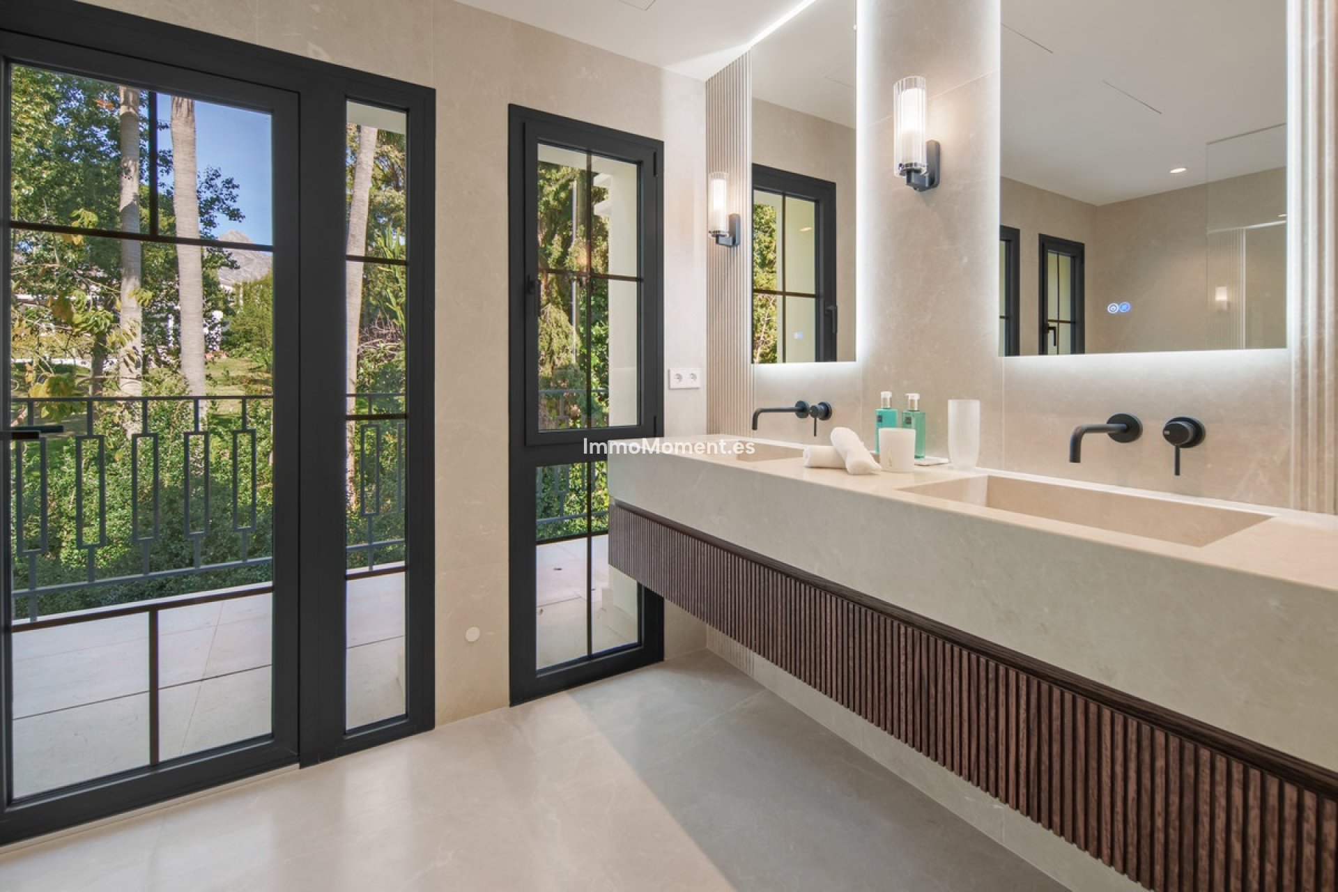 Wiederverkauf - Freistehende Villa - Marbella - Nueva Andalucía