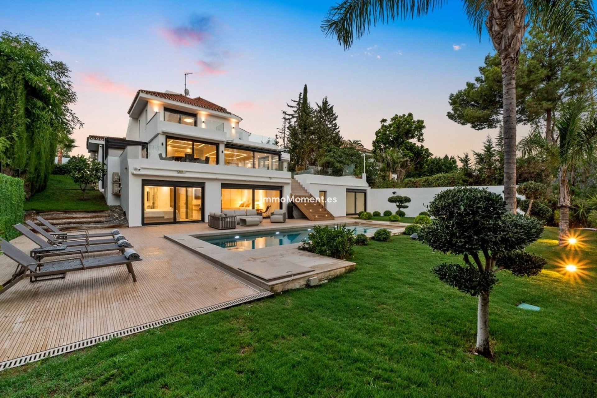 Wiederverkauf - Freistehende Villa - Marbella - Nueva Andalucía